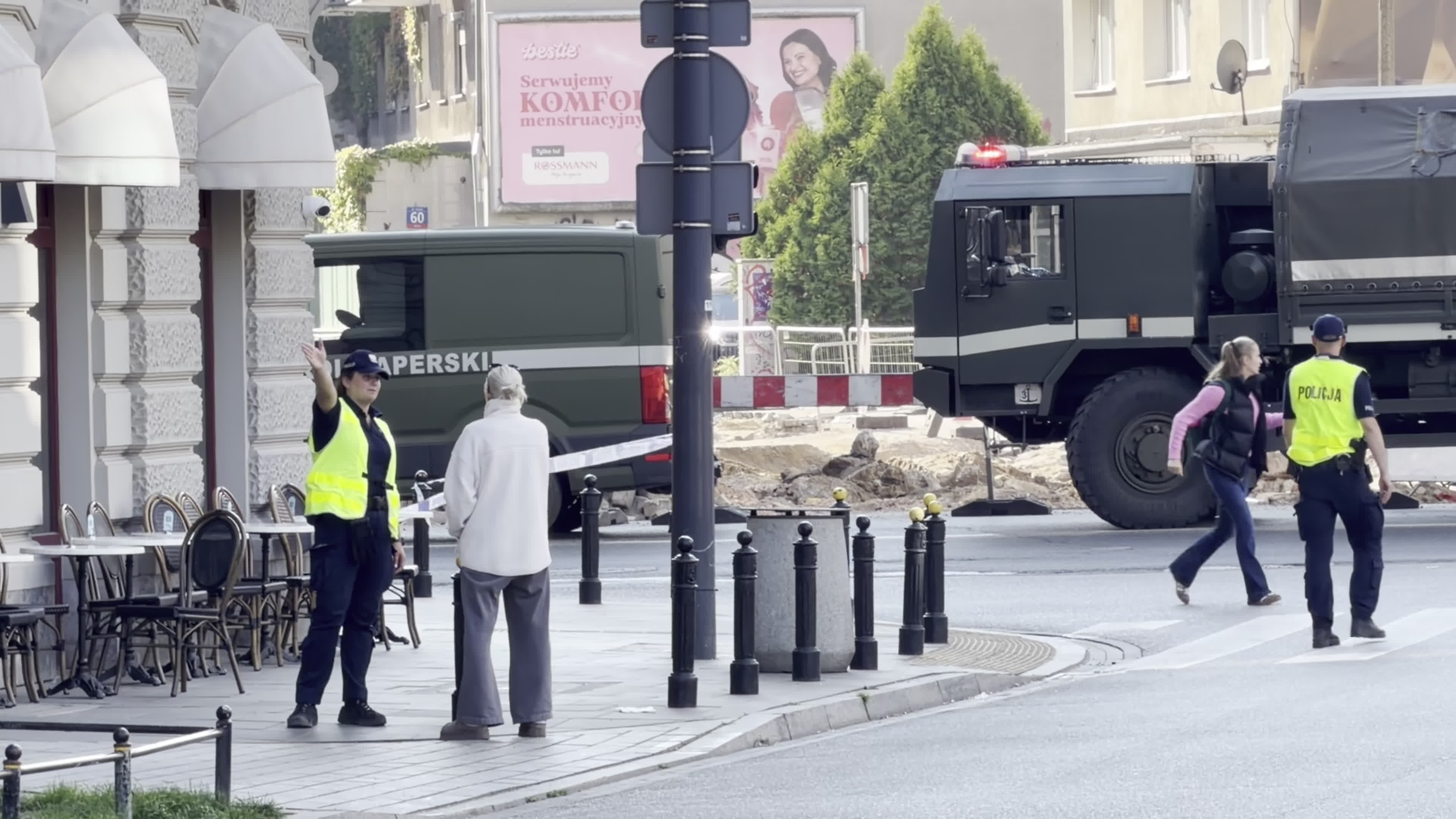 Emergency services respond after construction company finds alleged World War II bomb in Warsaw