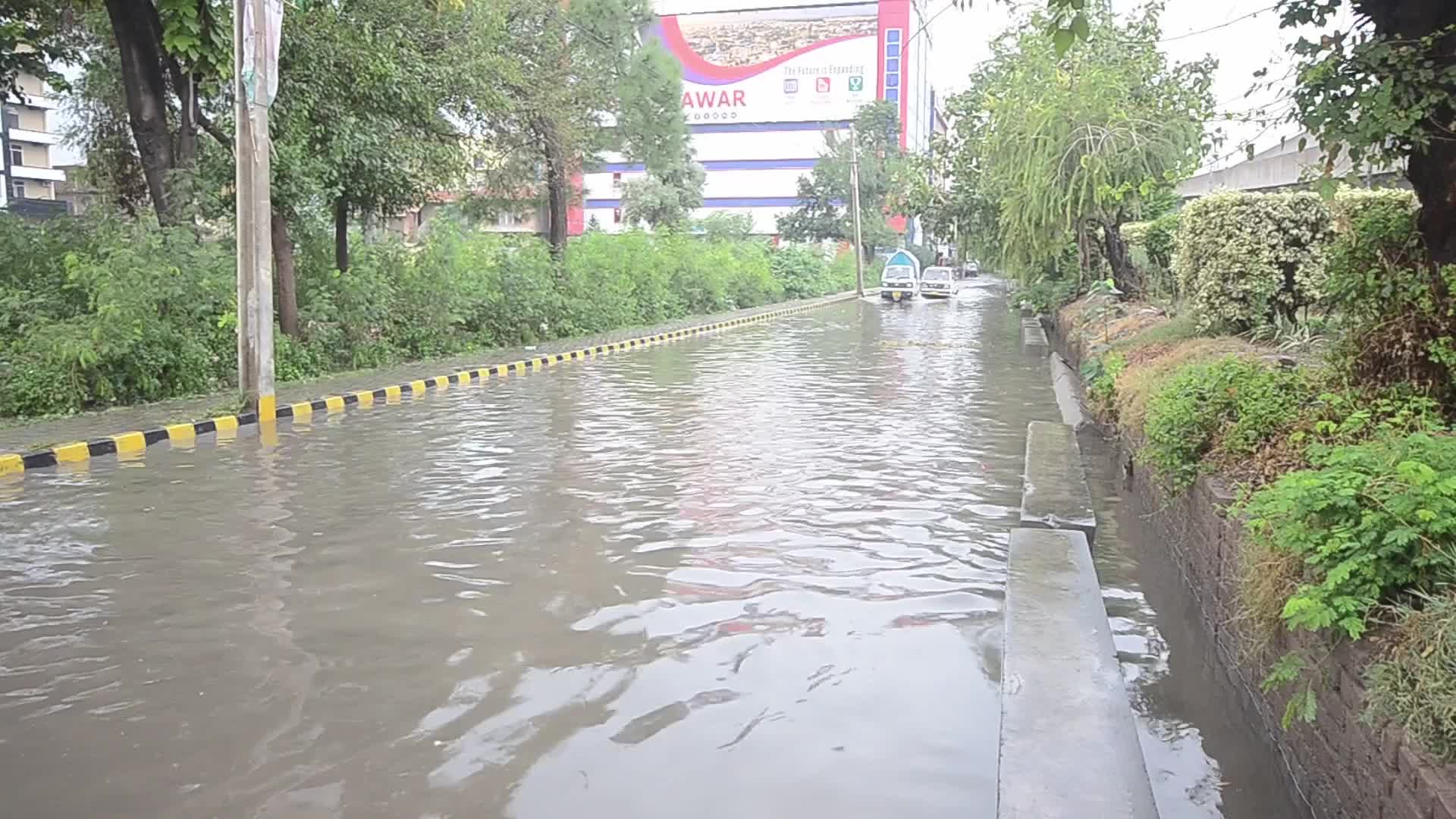 Heavy Rain Damages Roads and Disrupts Traffic in Peshawar