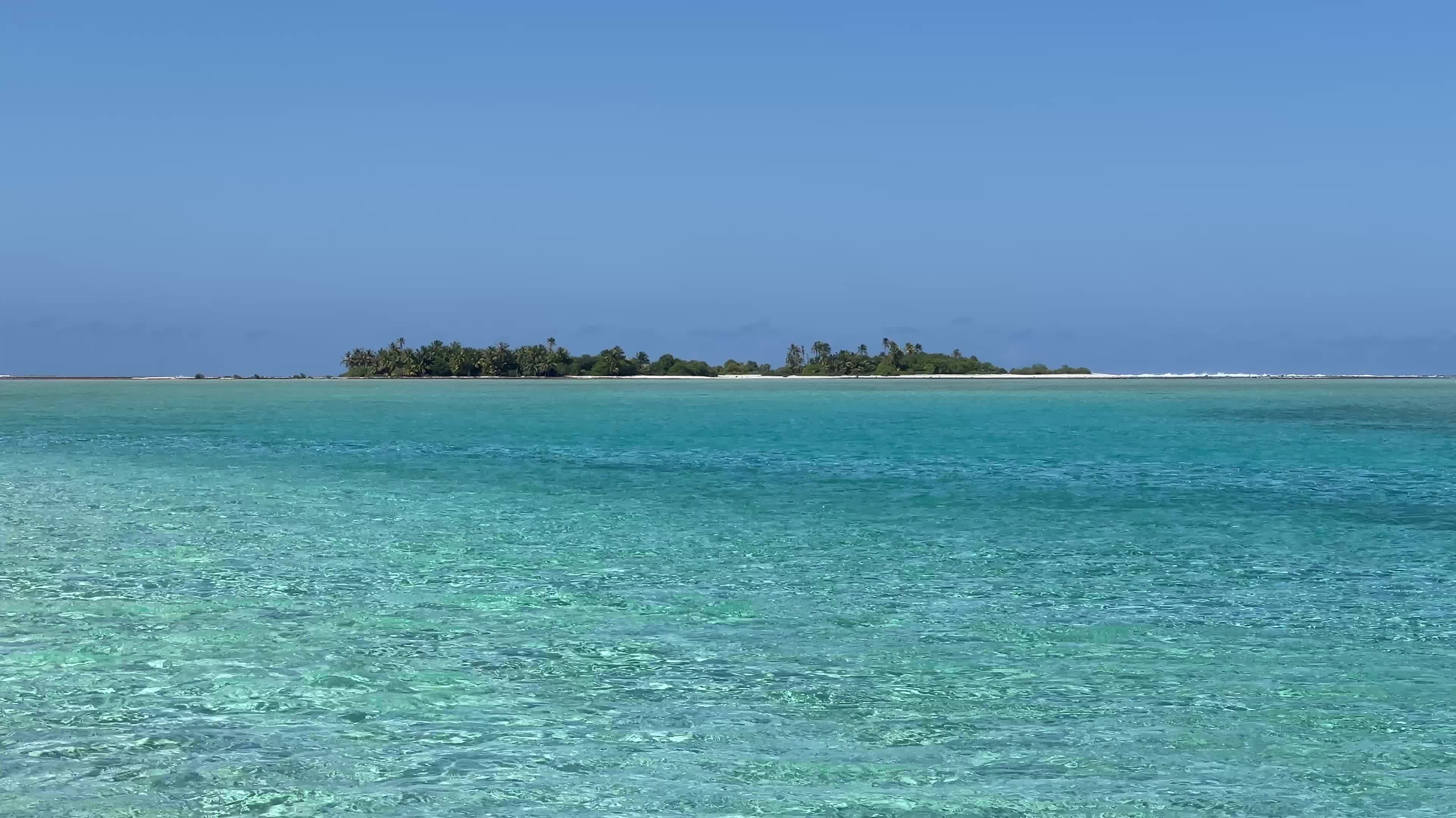 Daily life in Rangiroa