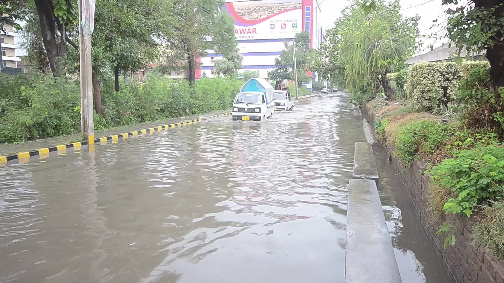 Heavy Rain Damages Roads and Disrupts Traffic in Peshawar