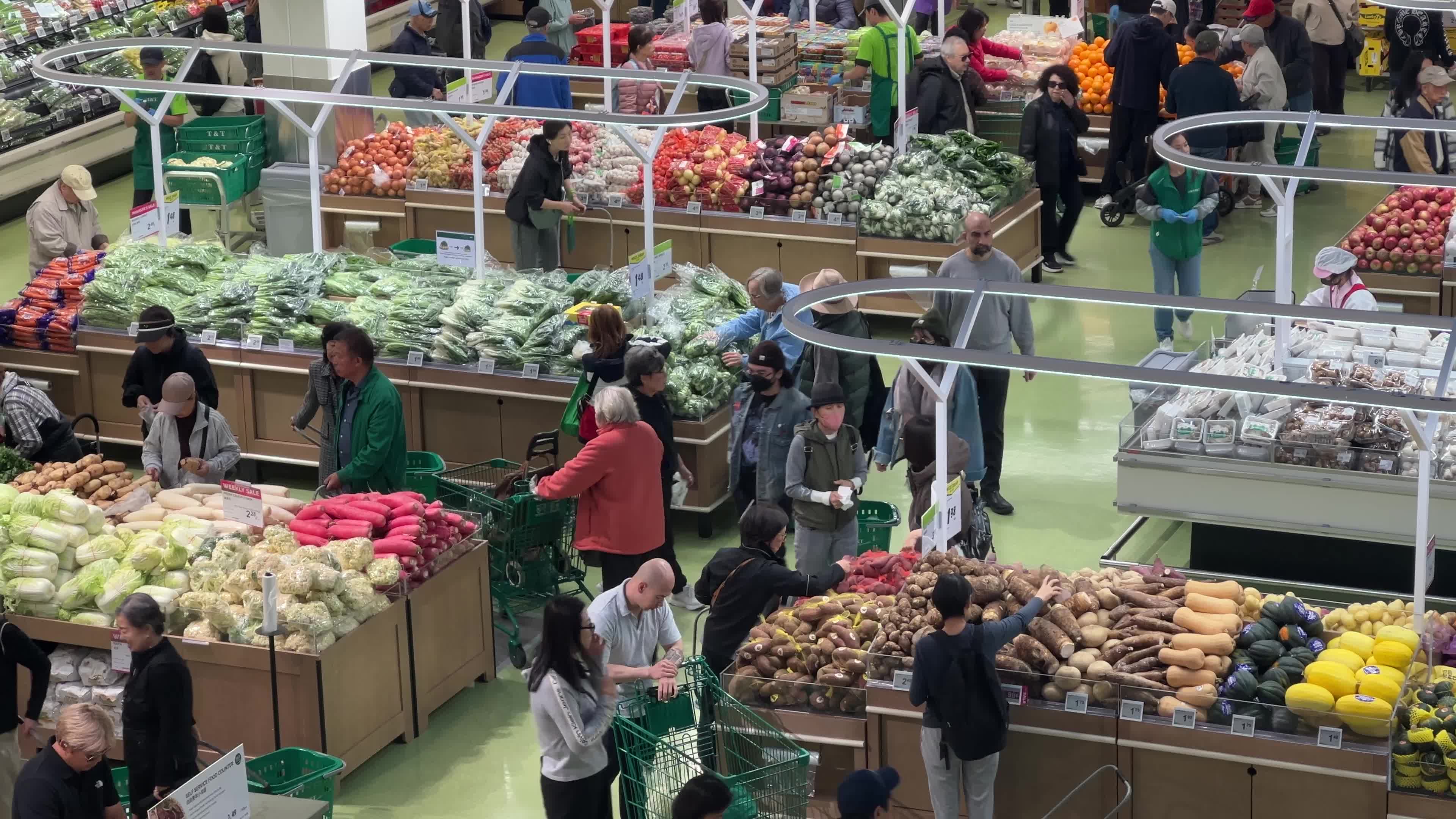 Canadians are paying almost 30 percent more for groceries compared to five years ago