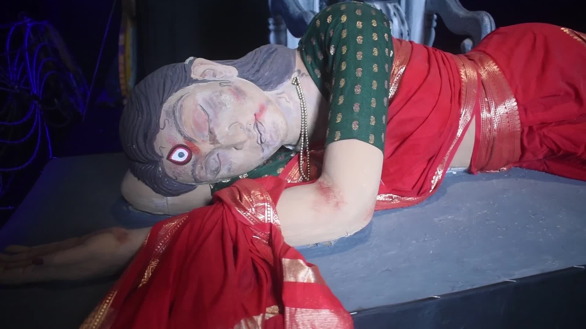 Durga Puja Pandal Raises Awareness About Crimes Against Women in Kolkata, India