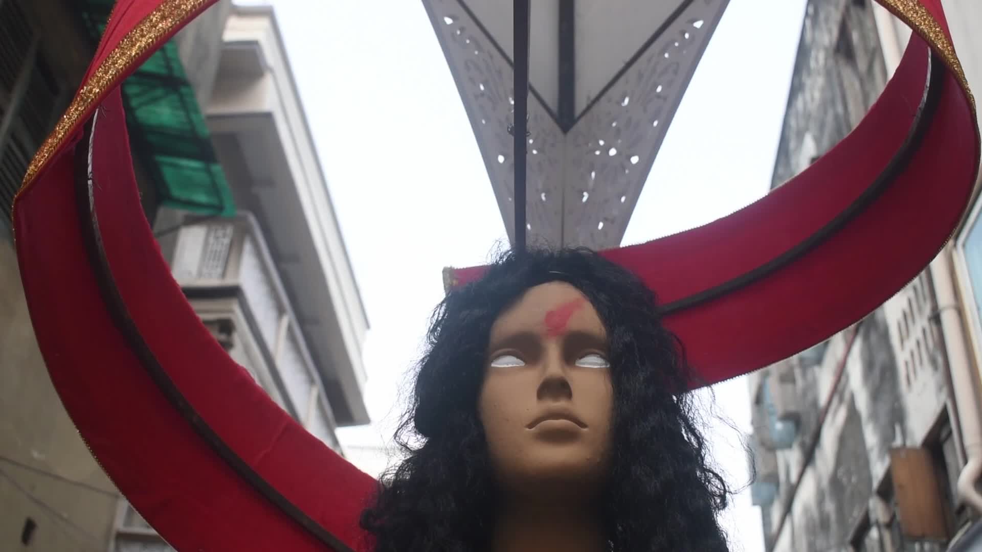 Durga Puja Pandal Raises Awareness About Crimes Against Women in Kolkata, India