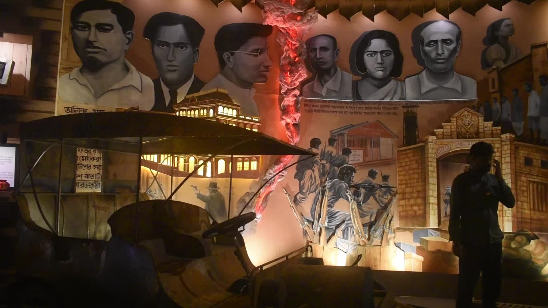 Durga Idol Depicted as Bharat Mata at Freedom Fighters-Themed Durga Puja Pandal in Kolkata, India