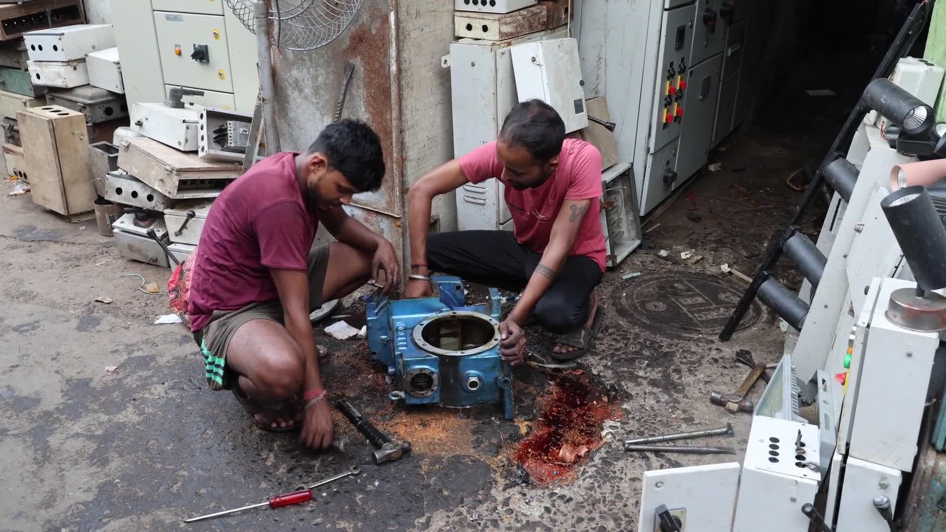 Top second-hand electronic goods dealers in Kolkata, India. - 10/05/2026