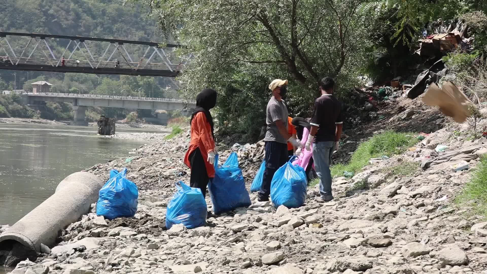 River Jhelum Cleaning Drive In kashmir
