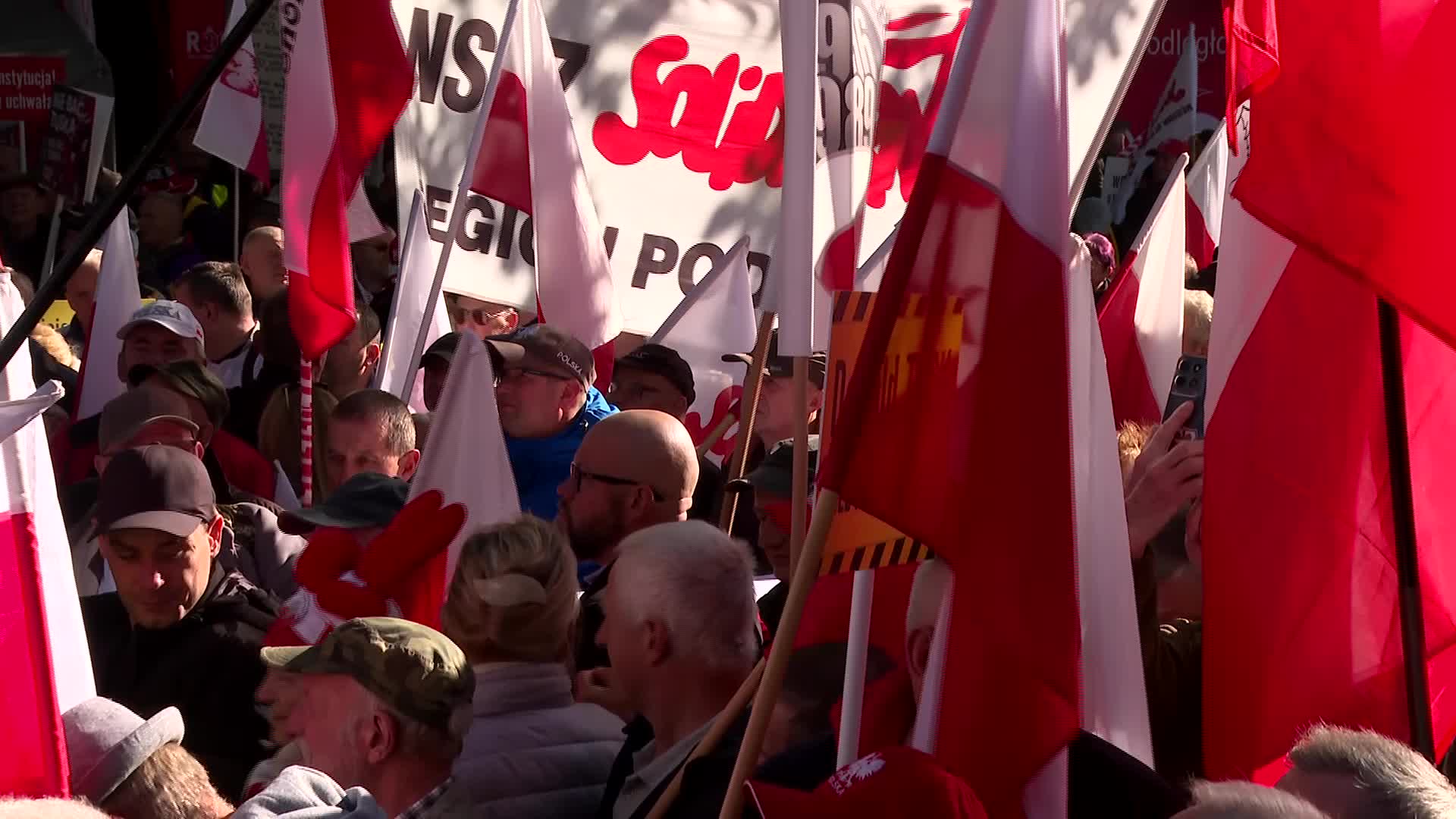 Poland: Kaczynski at opposition rally