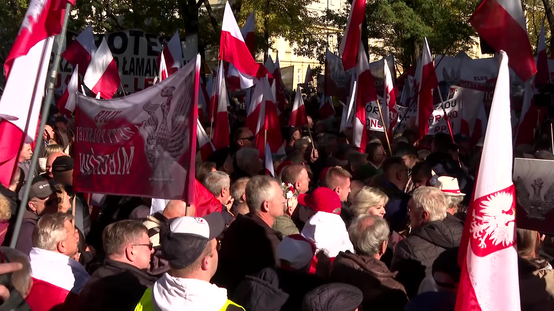 Poland: Kaczynski at opposition rally