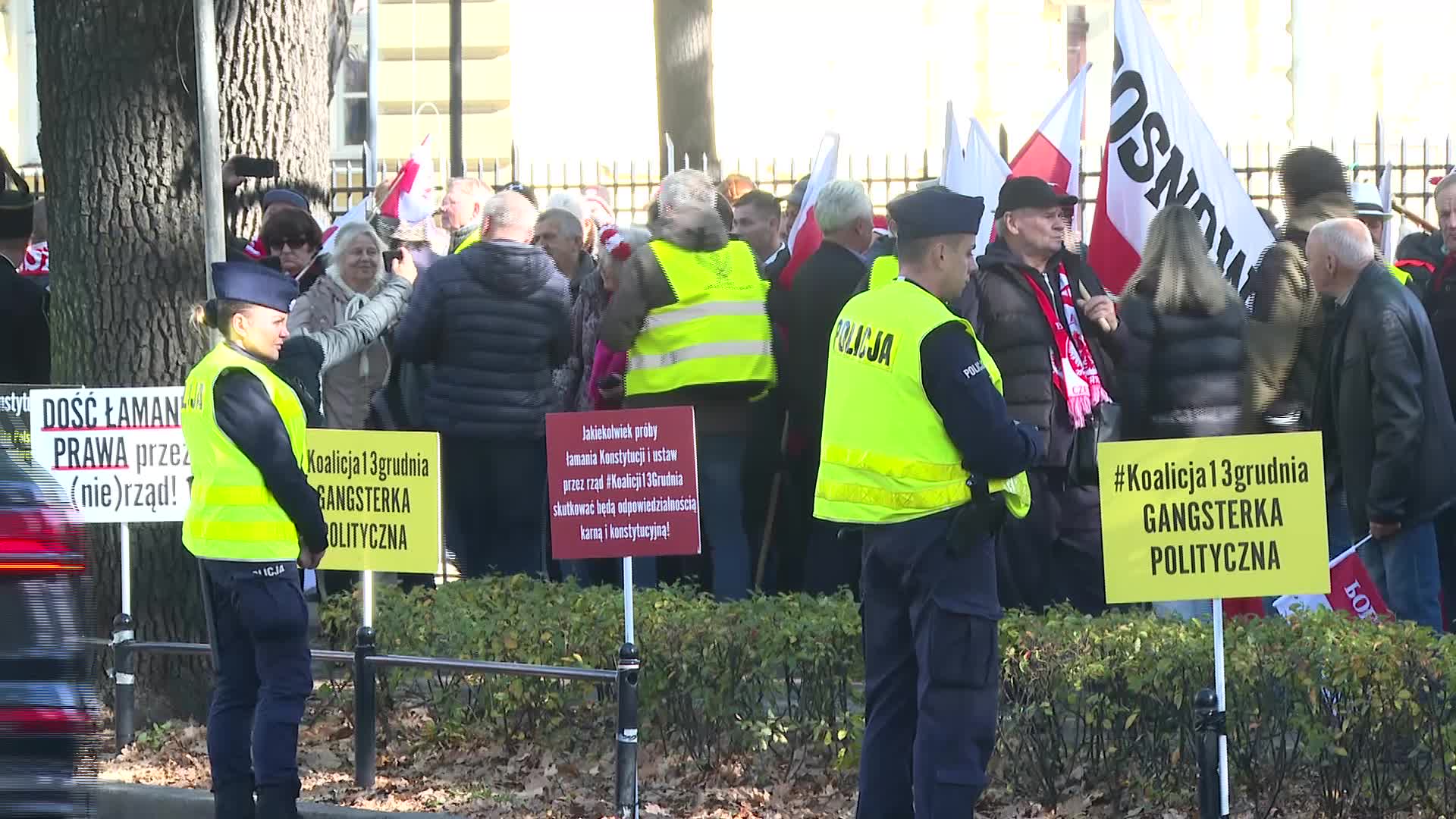 Poland: Kaczynski at opposition rally