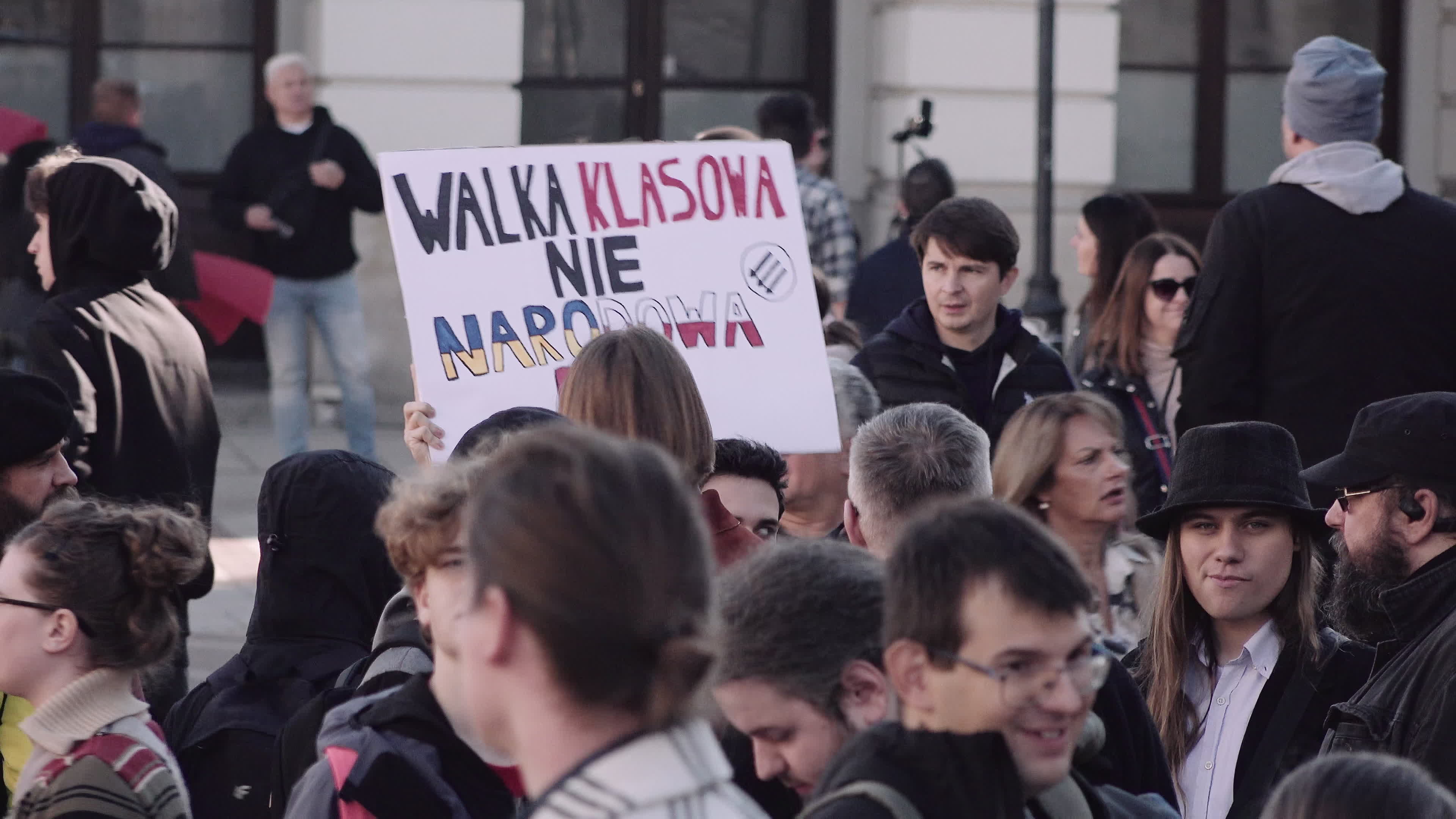 Poles rally in solidarity with Ukrainians in Warsaw