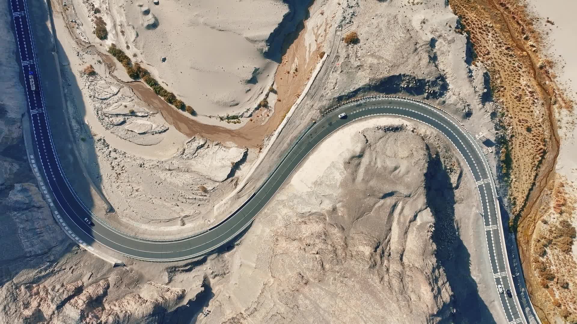 Turpan-Hotan Expressway G3012 - 10/20/2026