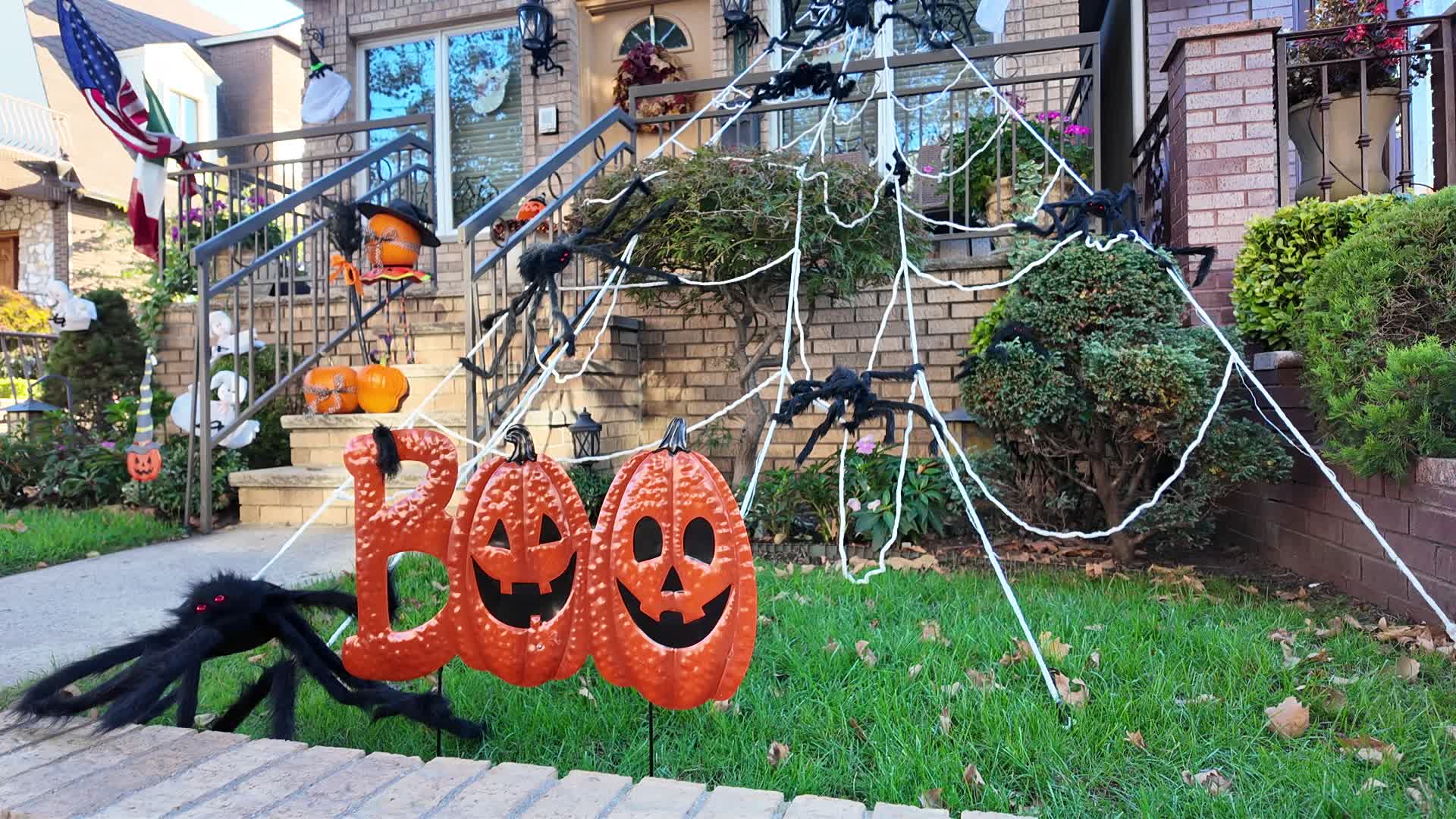 New York City Halloween Houses