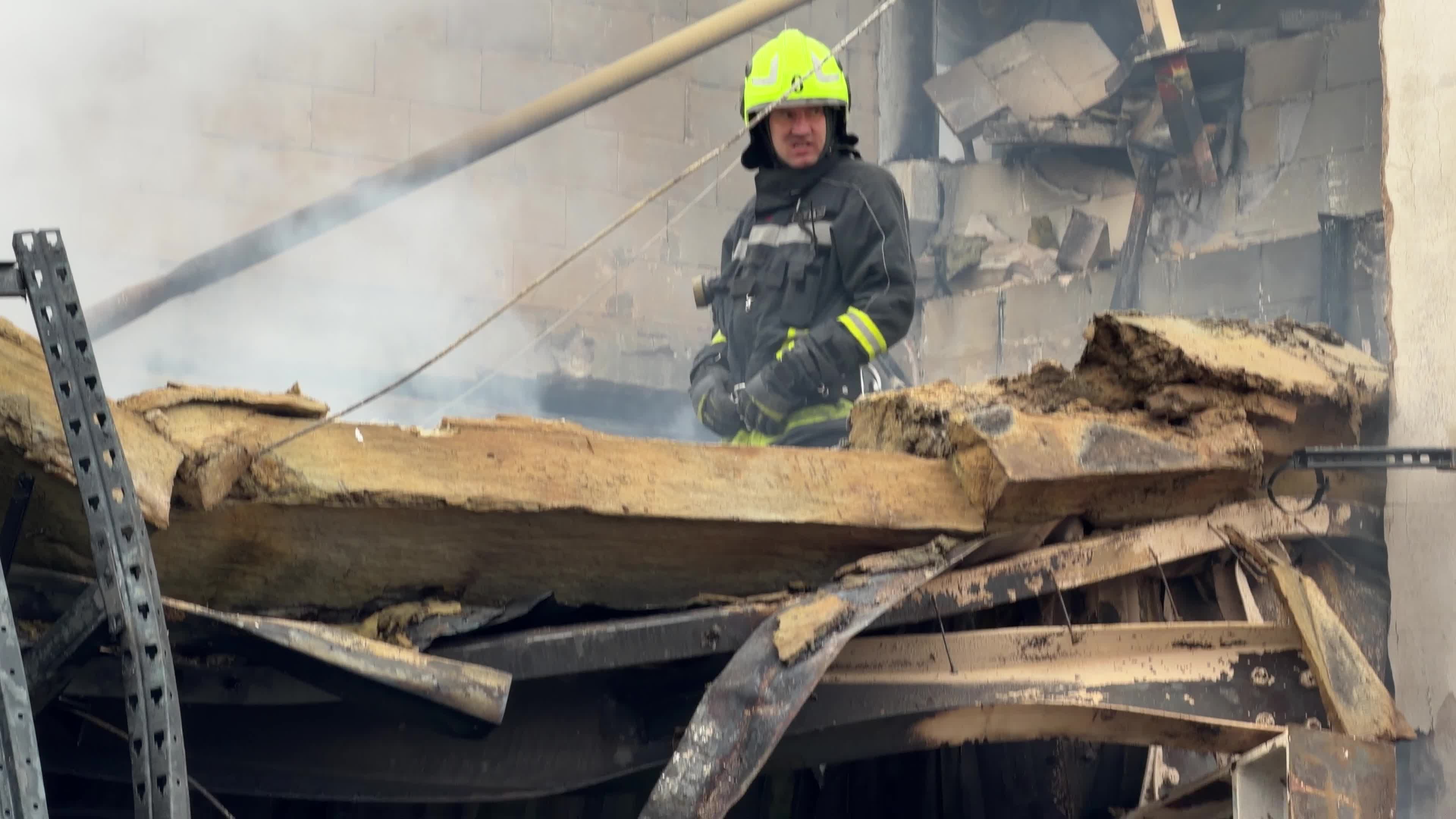 The aftermath of a Russian attack on several shopping centers in Kyiv