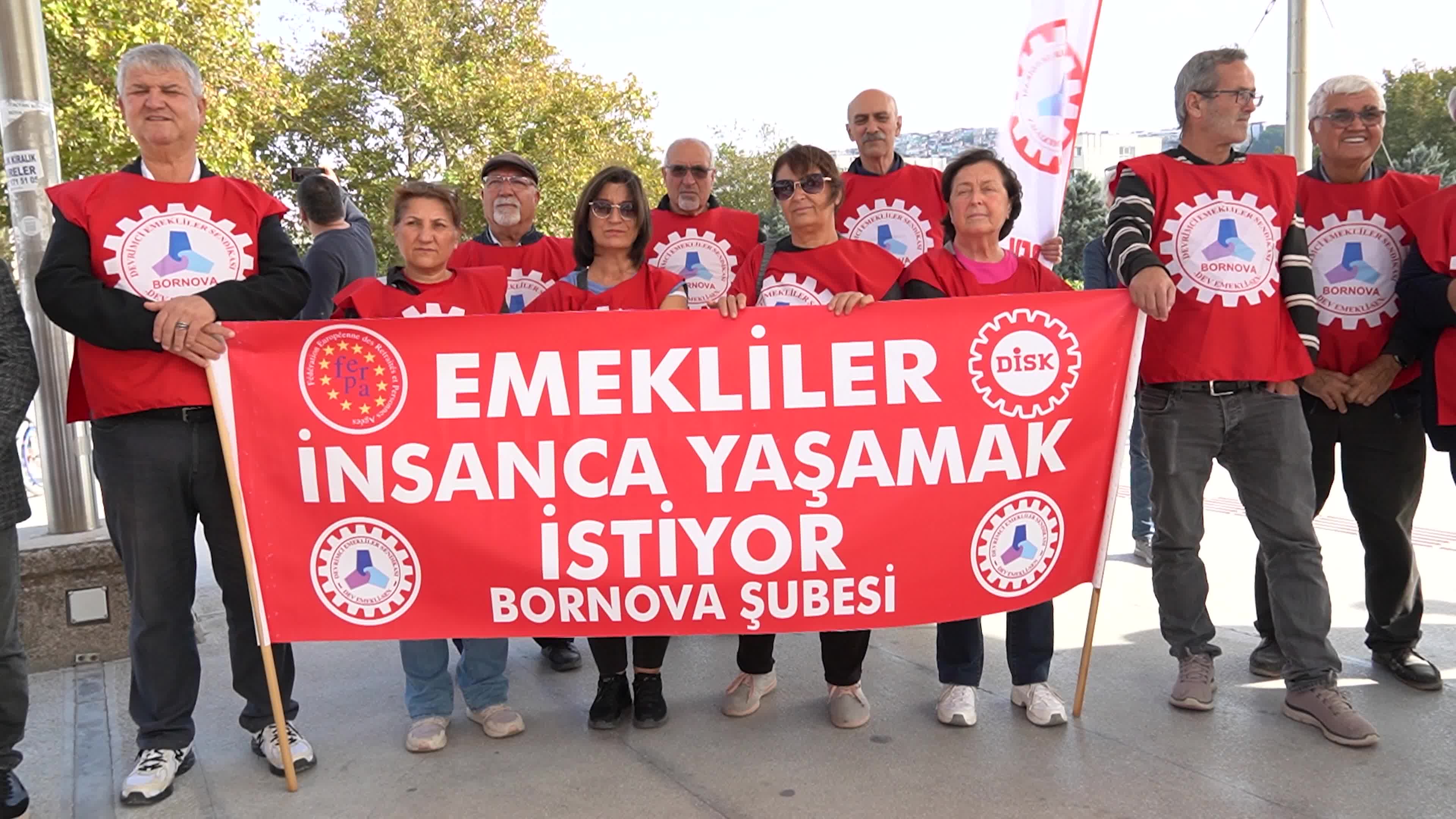 DISK Dev Emekli-Sen Protests Appointment of Trustee to Halk TV
