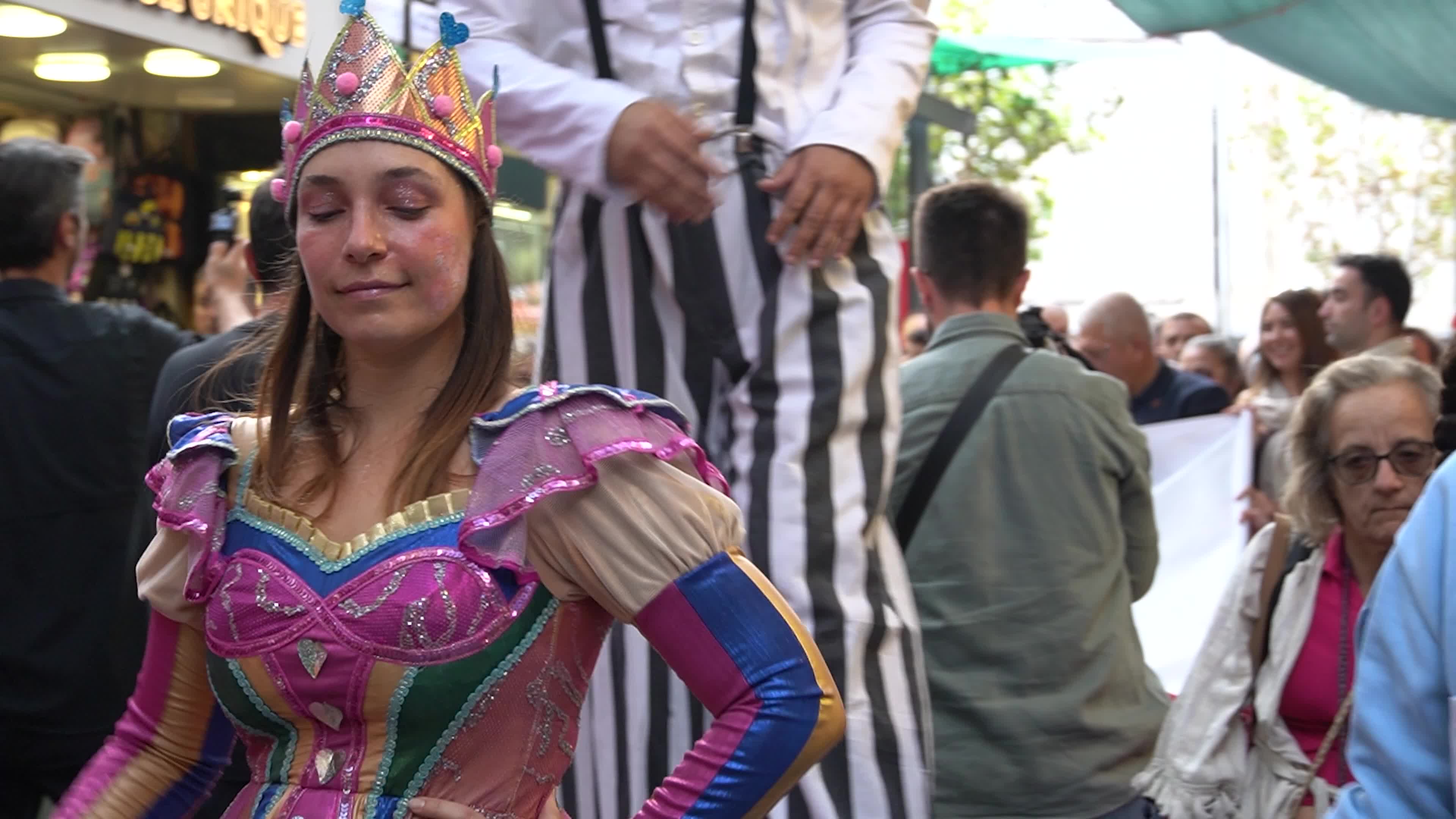 Kemeralti Festival Cortege Parade Celebrates Cultural Heritage