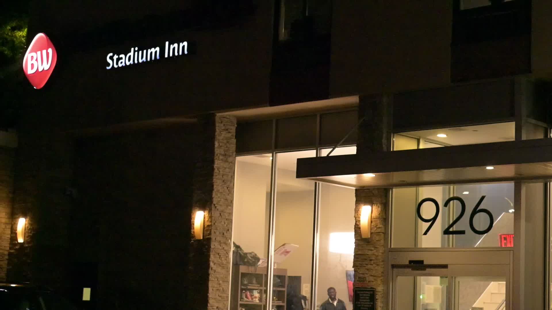 47-year-old man fatally stabbed outside of 926 Sedgwick Avenue in New York City
