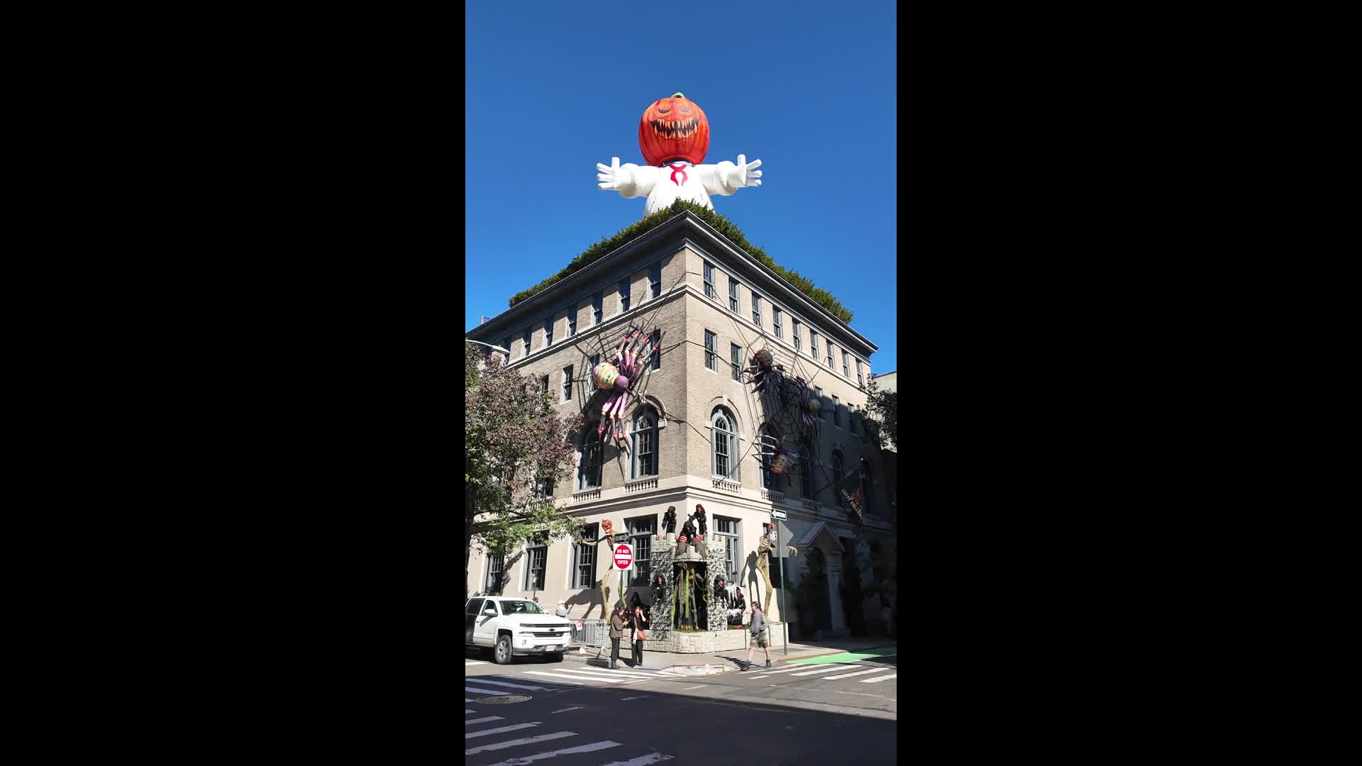 New York City Halloween Houses - 10/26/2026