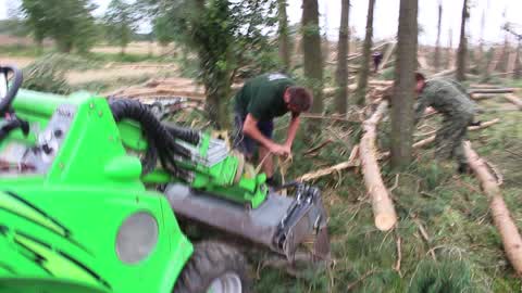Cleaning after storms in Przyrowa