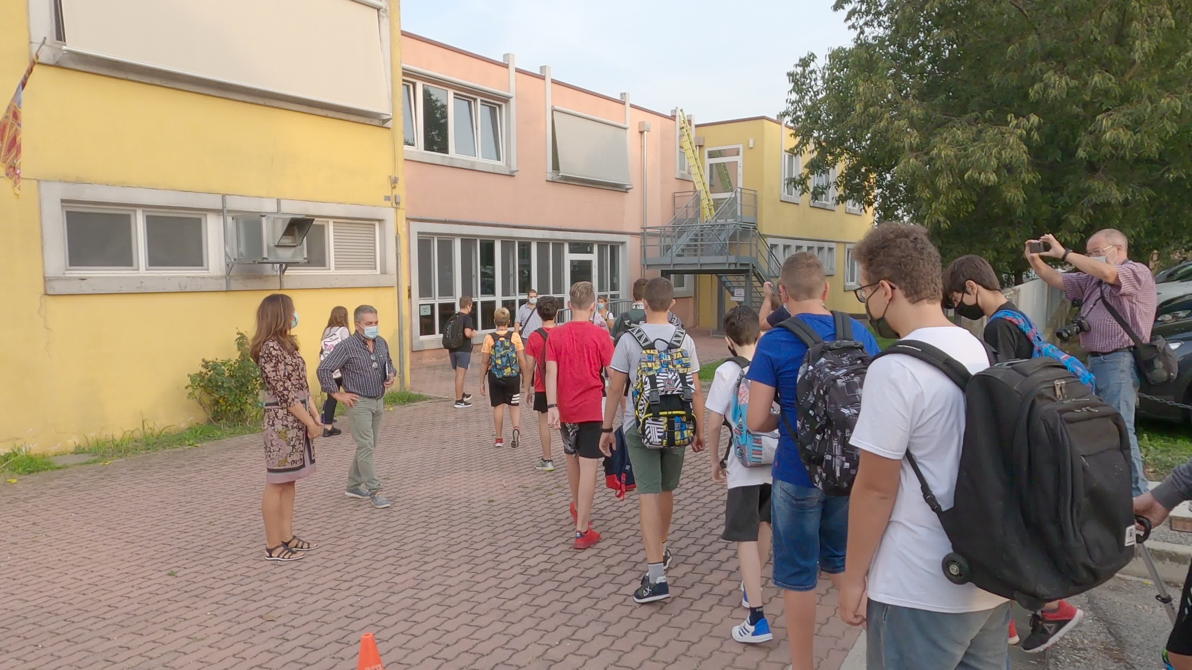 Reopening of the middle and elementary schools of Vo '