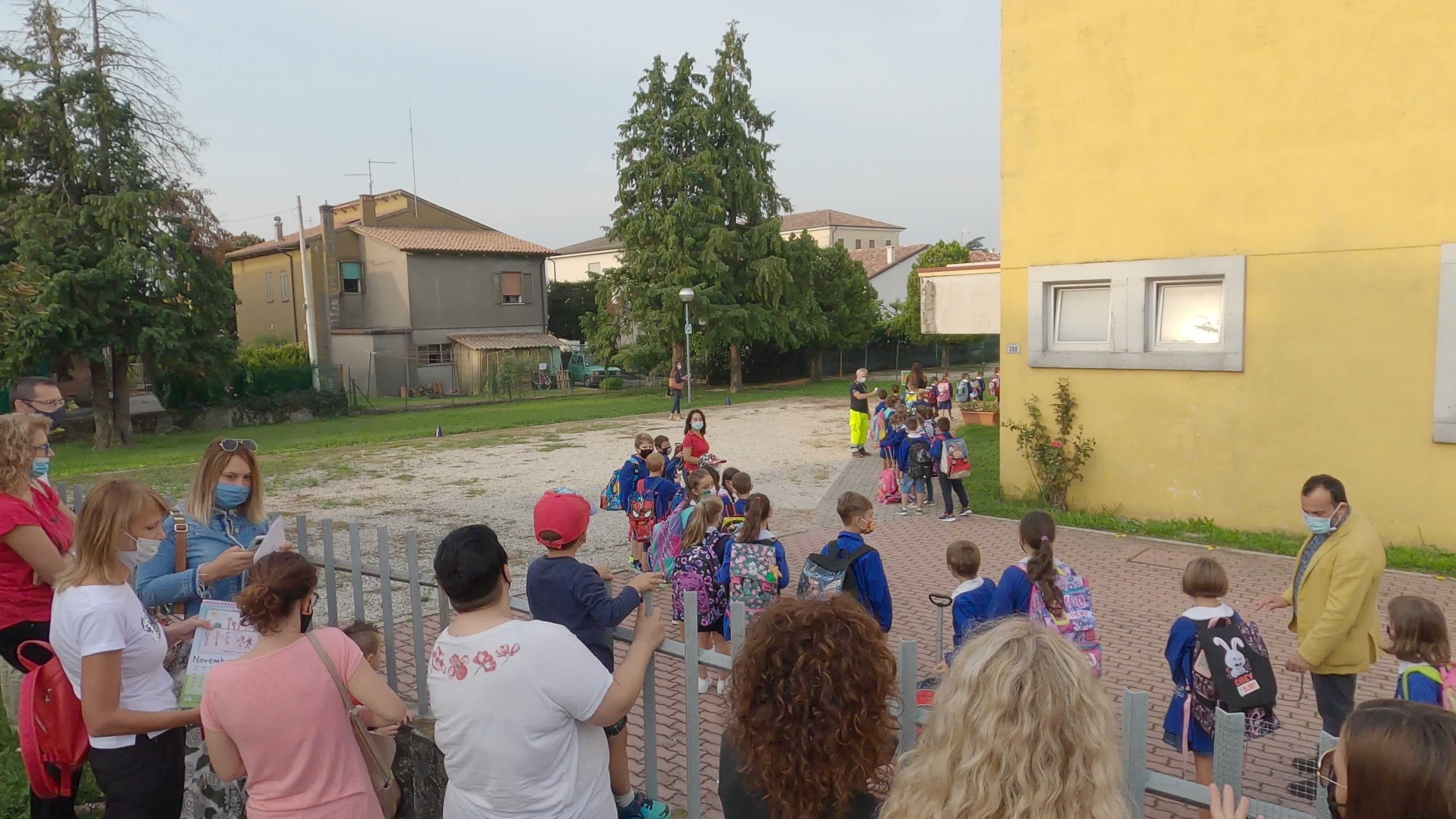 Reopening of the middle and elementary schools of Vo '