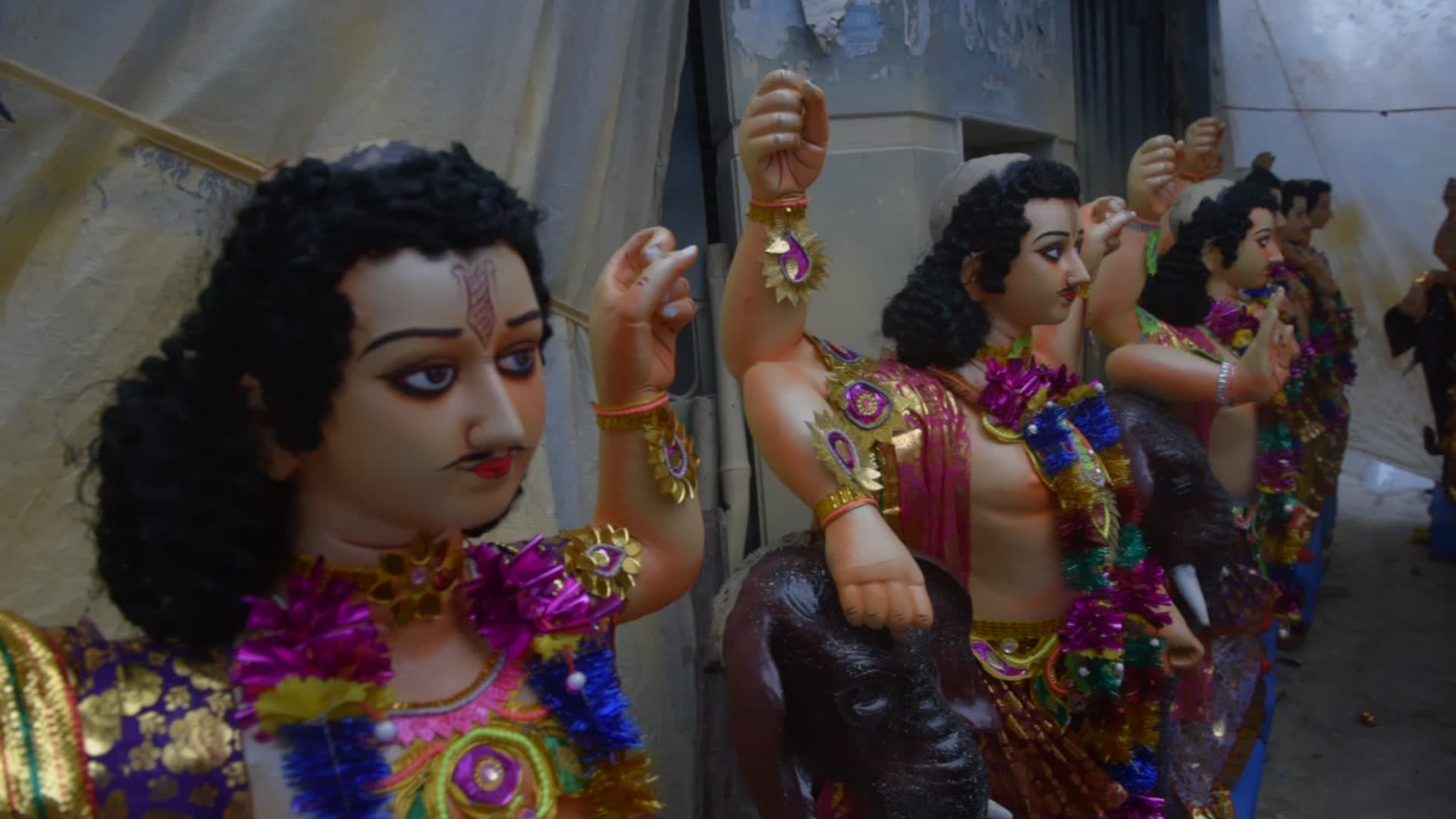 Preparation Of Vishawakarma Puja Amid Coronavirus Emergency In Kolkata
