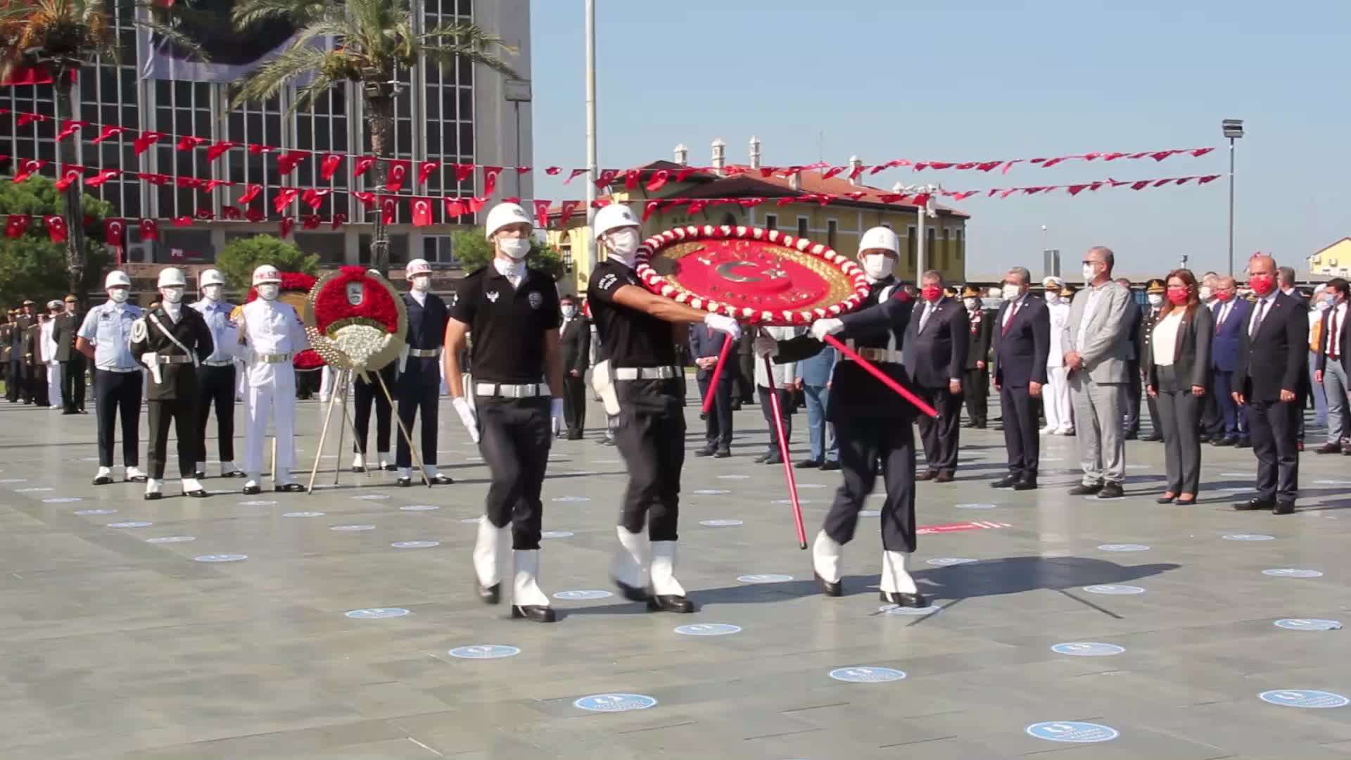Turkey's Izmir marks 98th anniversary of Liberation Day