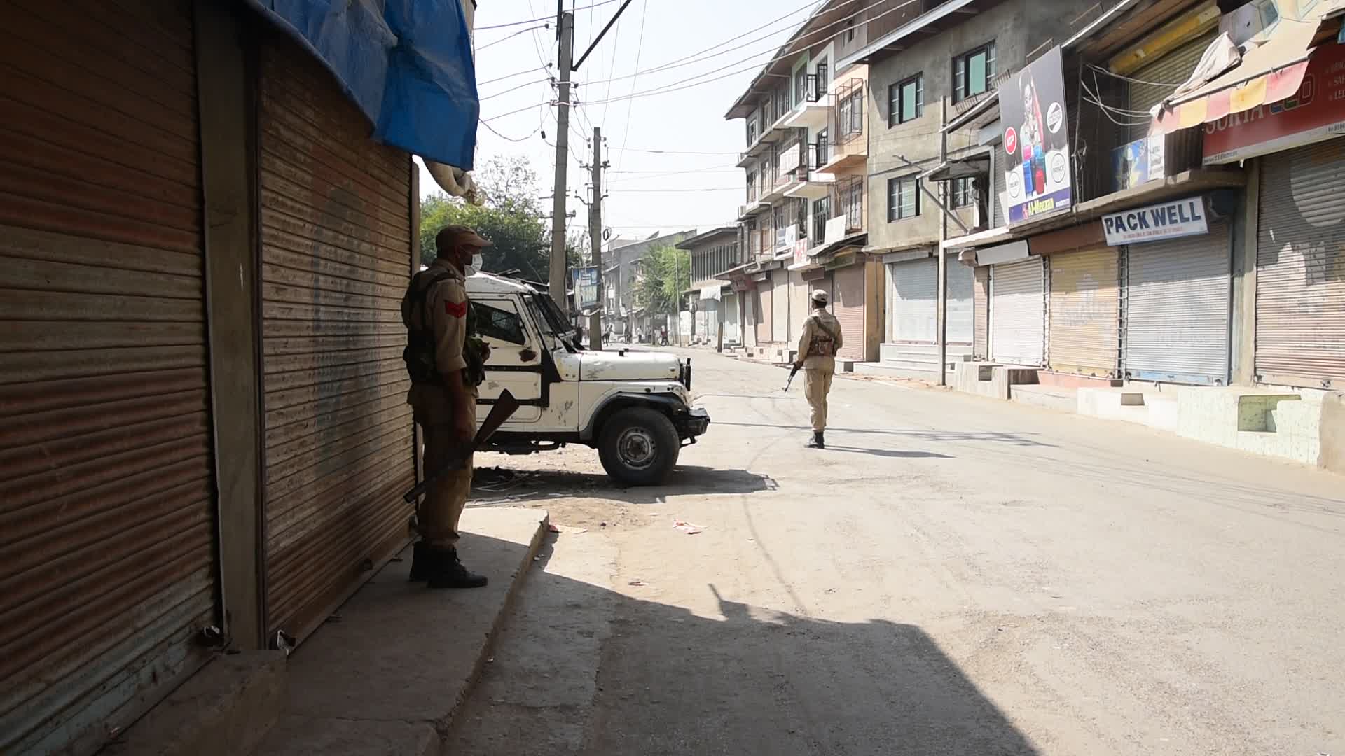 Clashes after woman, suspected rebels killed in Kashmir fighting