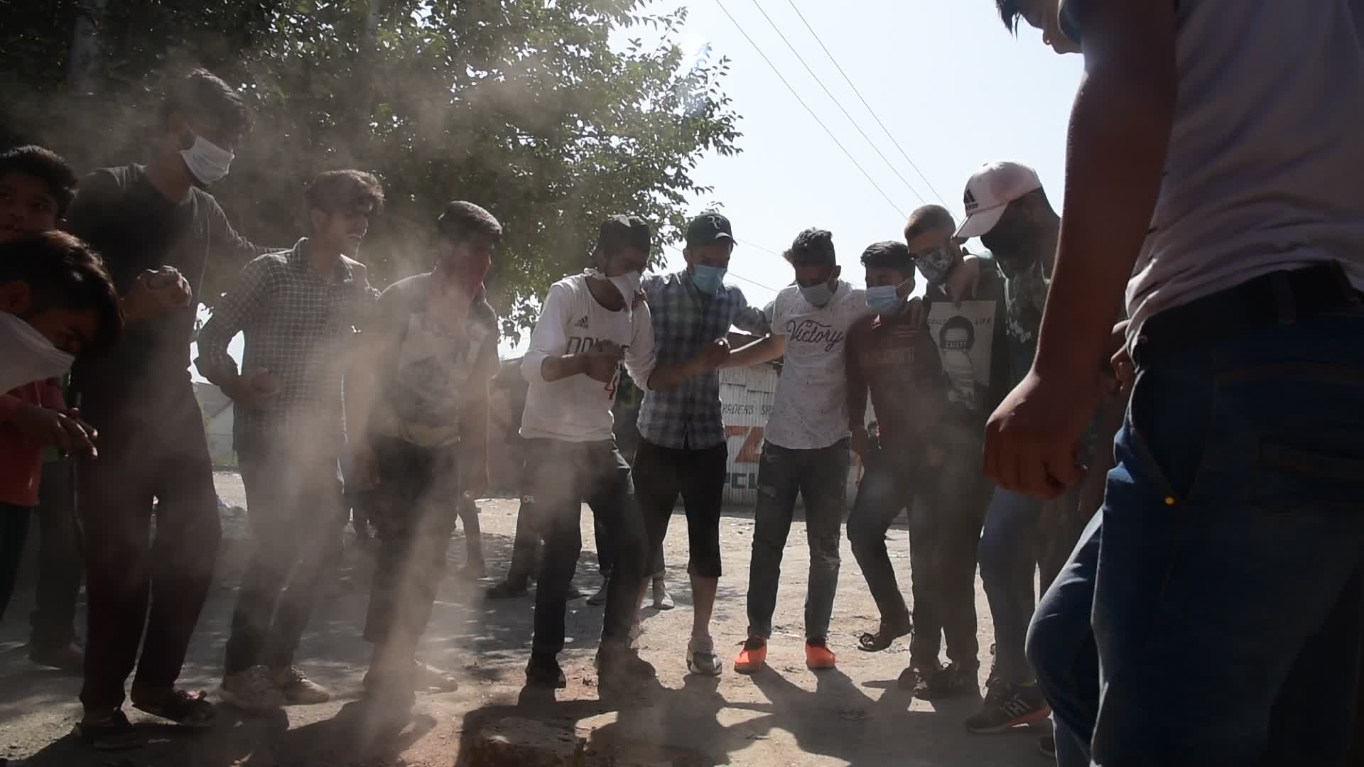 Clashes after woman, suspected rebels killed in Kashmir fighting