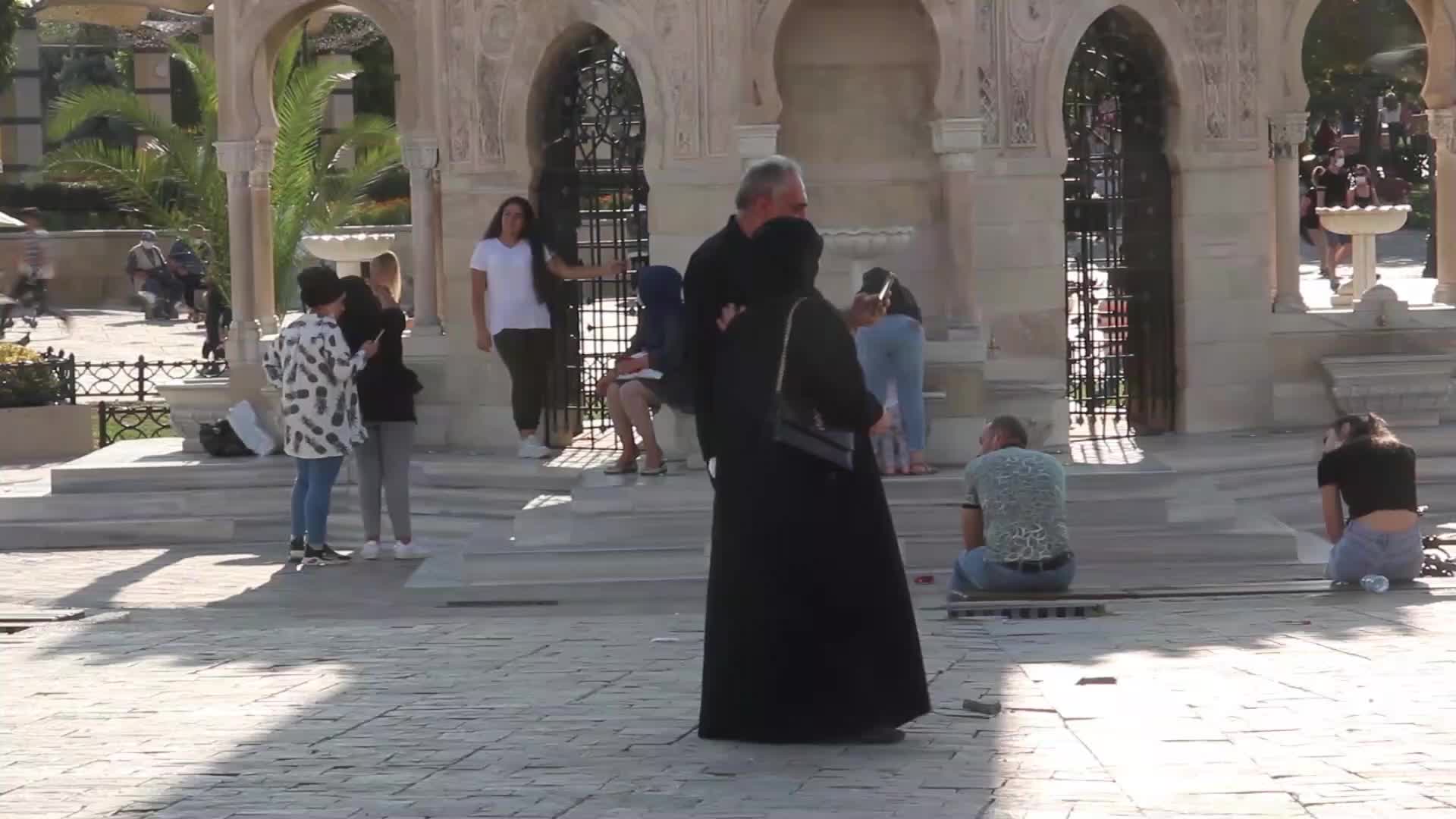 Daily Life in Izmir amid the COVID-19 