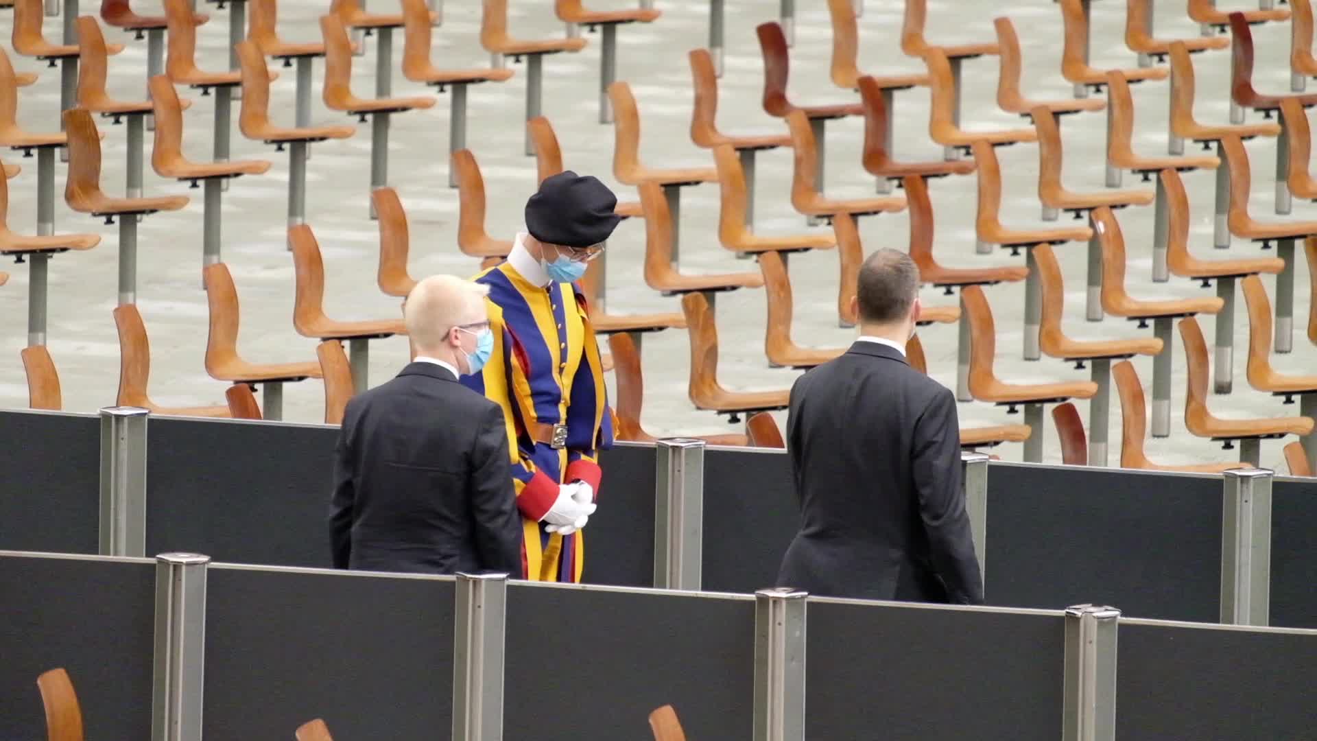 Pope Francis Holds His Weekly Audience