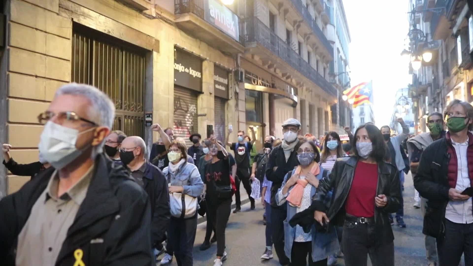 Protest In Barcelona As Court Upholds Quim Torra Ban From Office