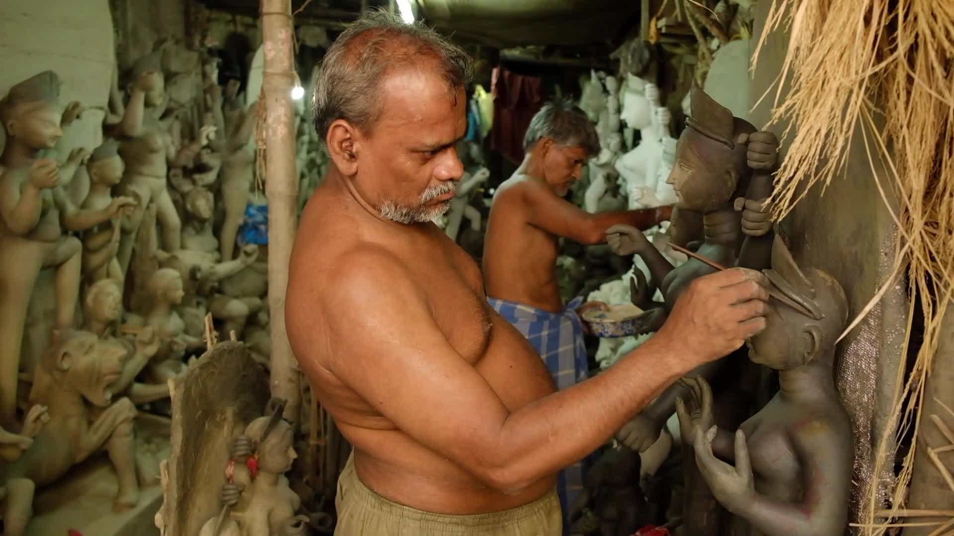 Kolkata's renowned idol-making hub Kumartuli badly hit due COVID-19