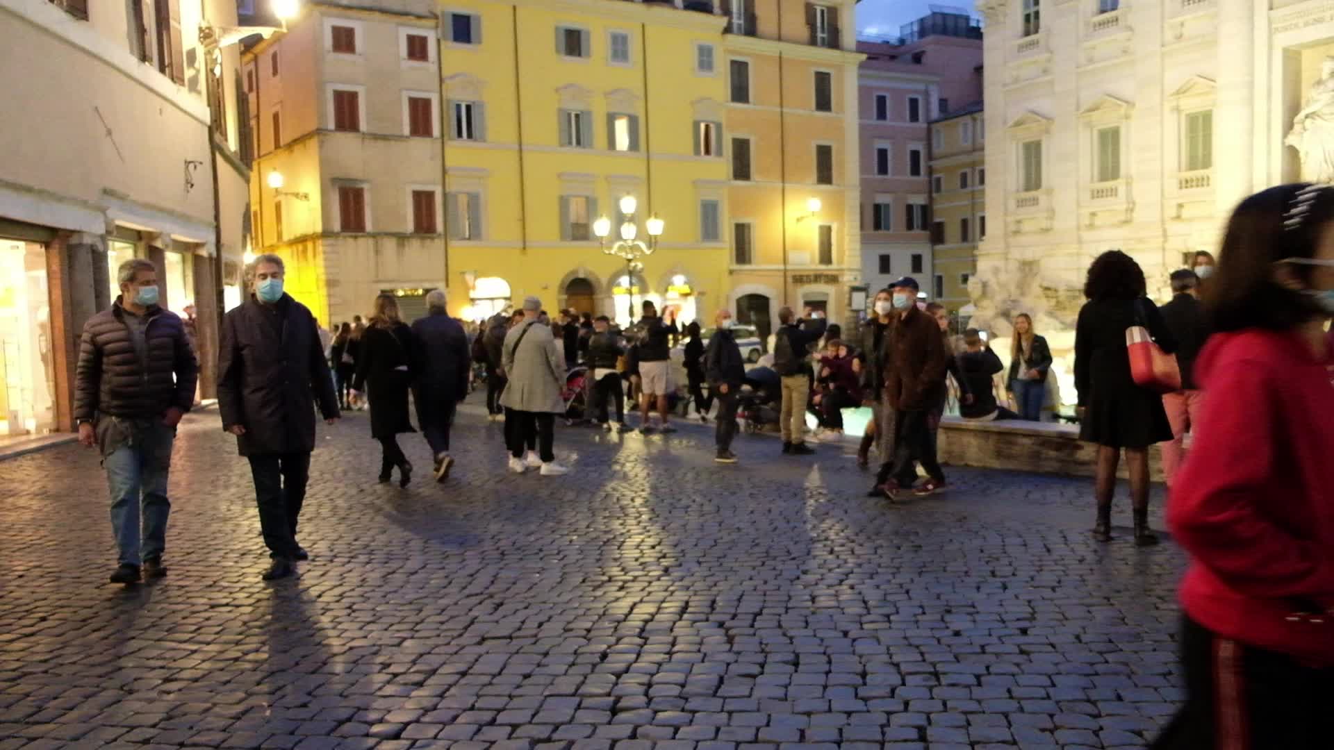 Mandatory use of masks in Italy amid the COVID-19 pandemic