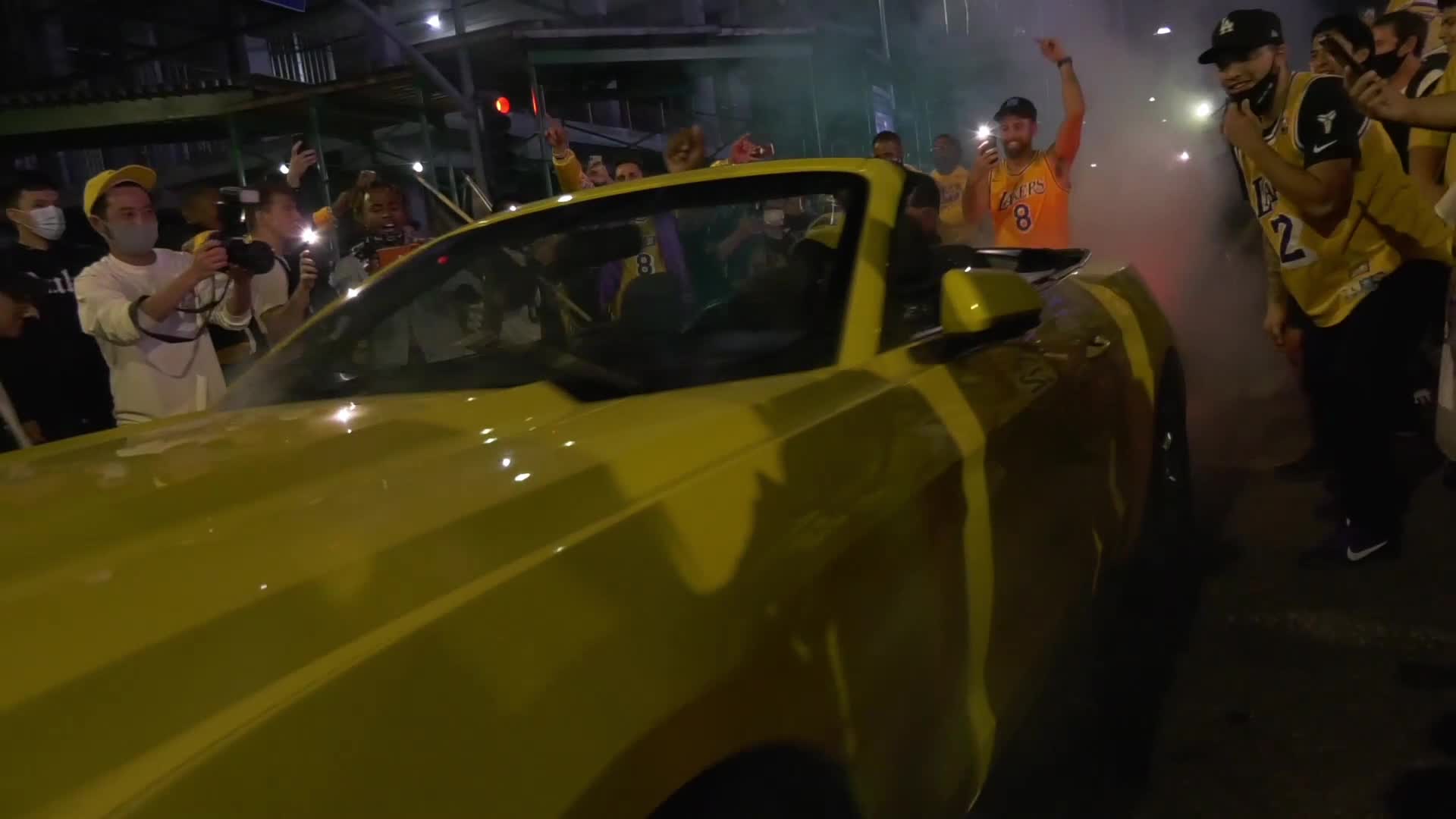 Lakers fans celebrate championship win 2020 chanting Kobe at Staples Center