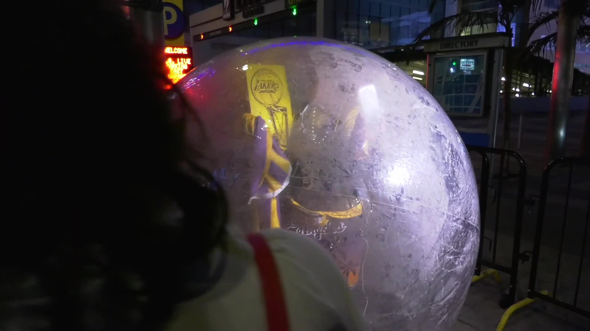 Lakers fans celebrate championship win 2020 chanting Kobe at Staples Center