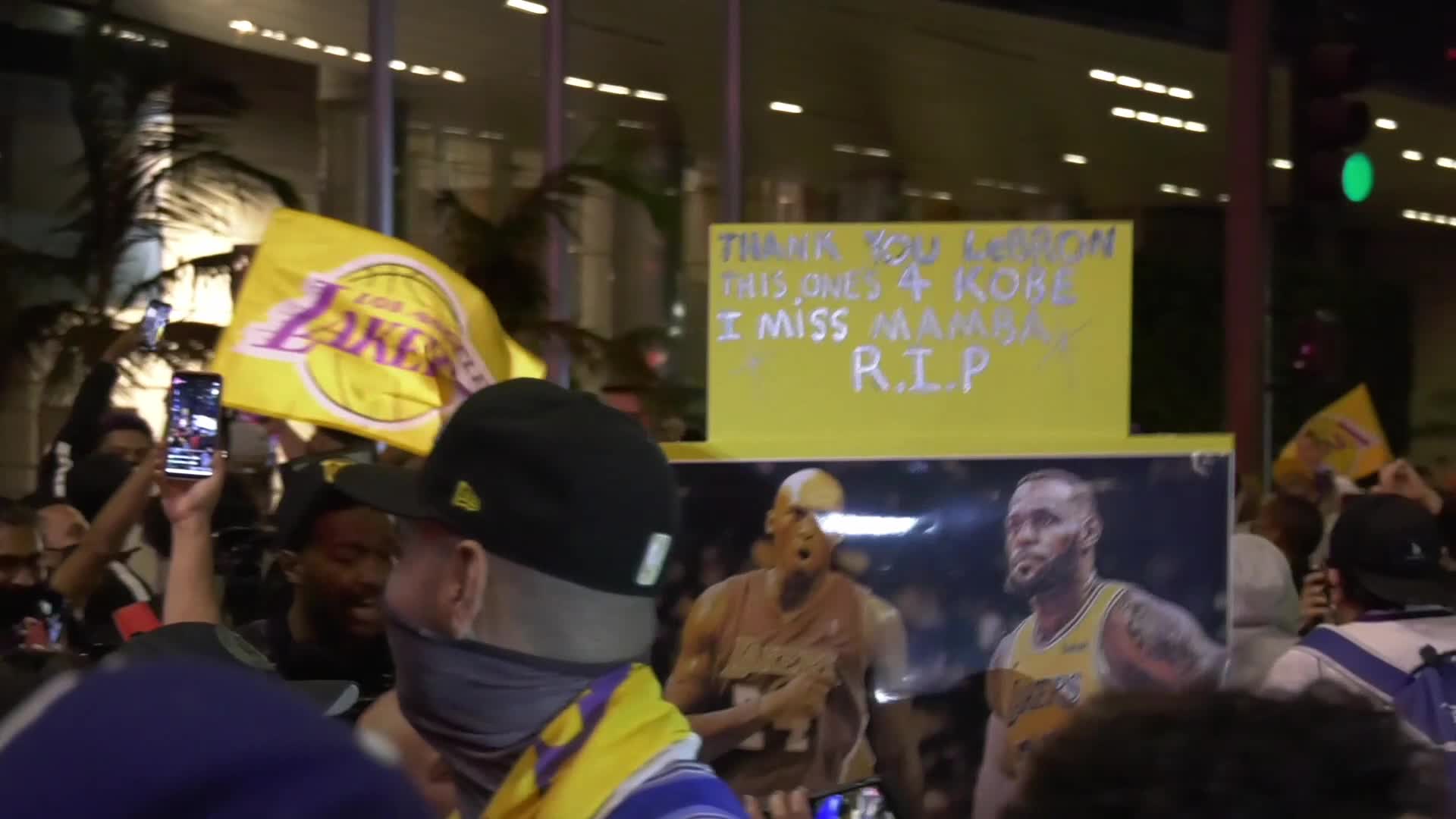 Lakers fans celebrate championship win 2020 chanting Kobe at Staples Center