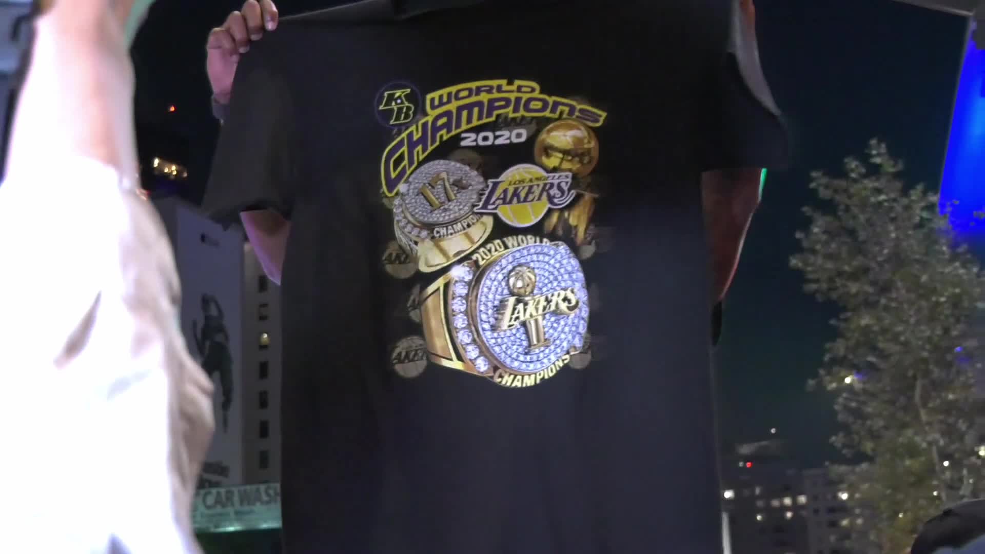 Lakers fans celebrate championship win 2020 chanting Kobe at Staples Center