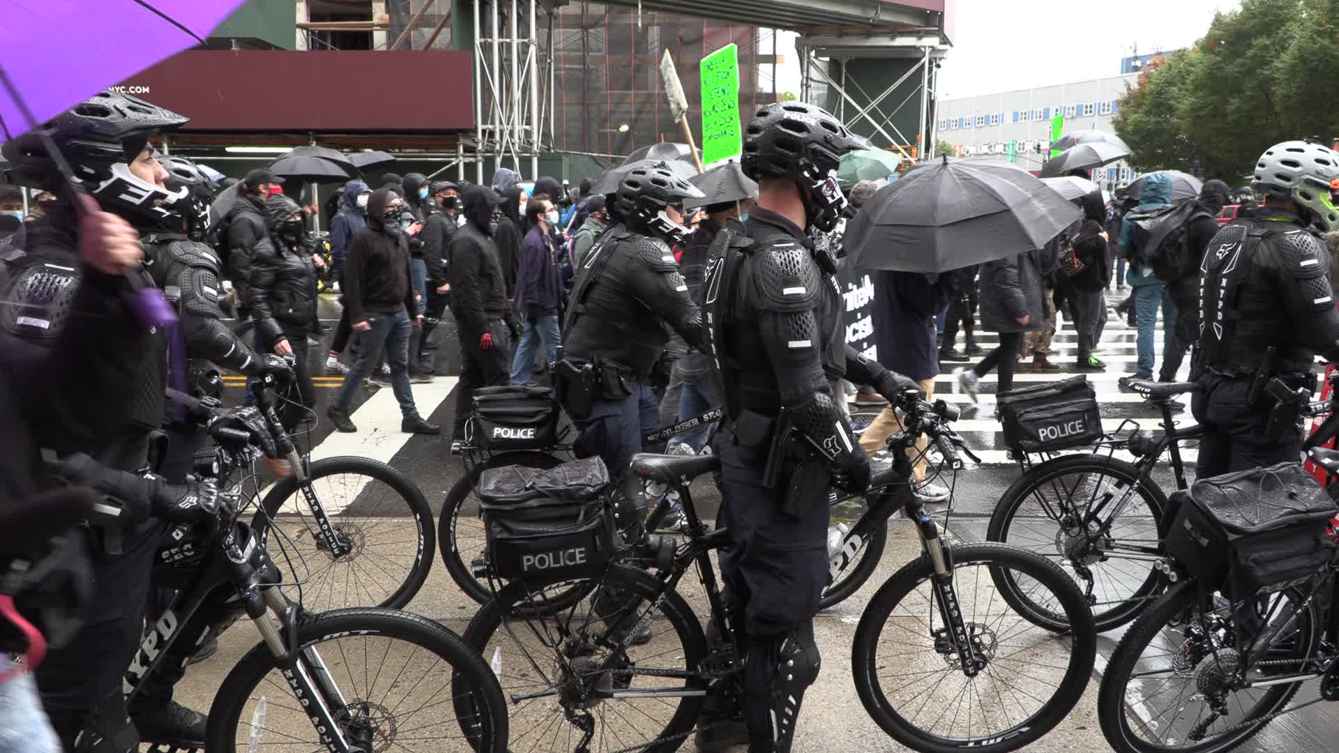 NYPD shuts down antifascist rally amidst election demonstrations
