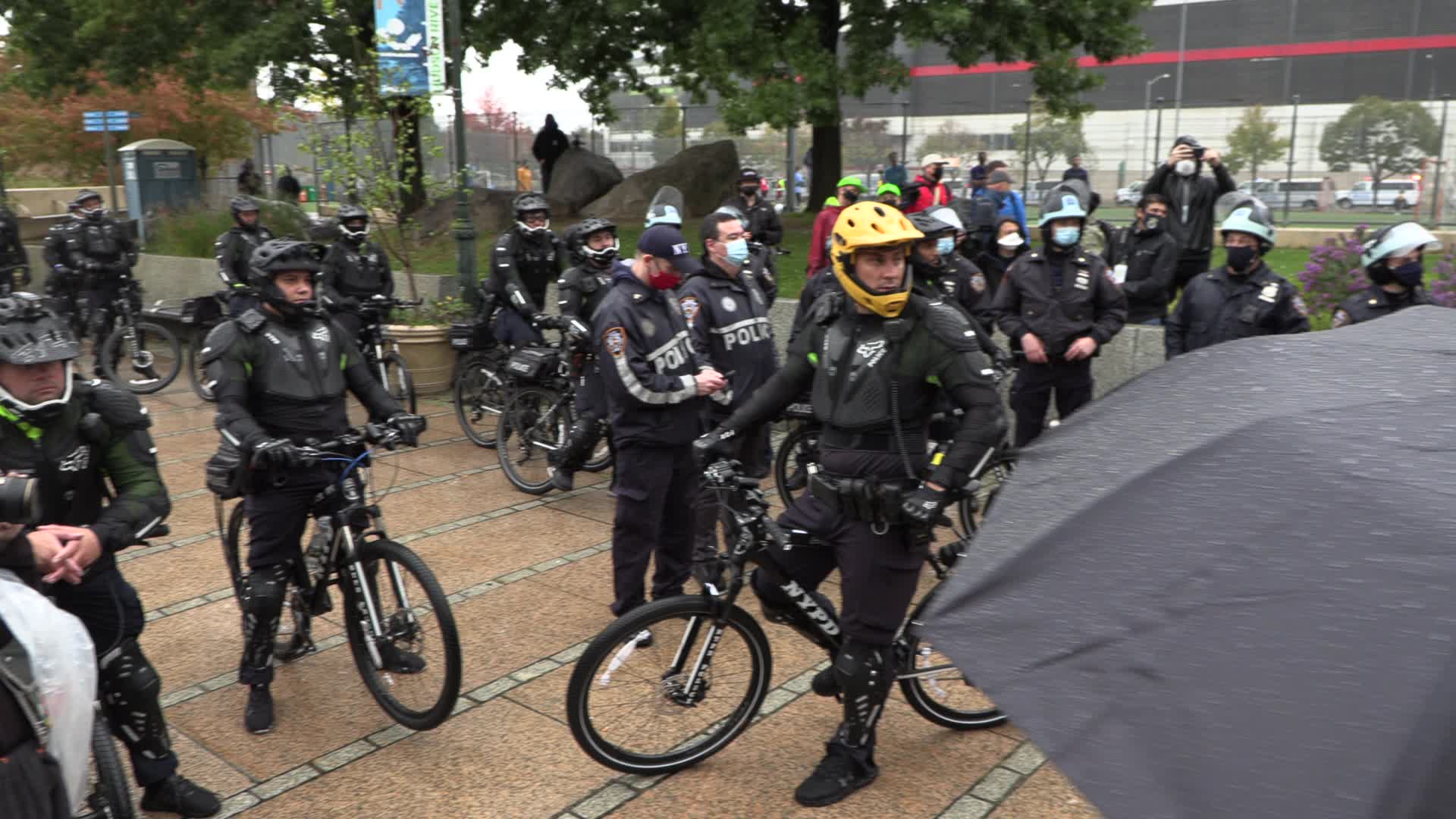 NYPD shuts down antifascist rally amidst election demonstrations
