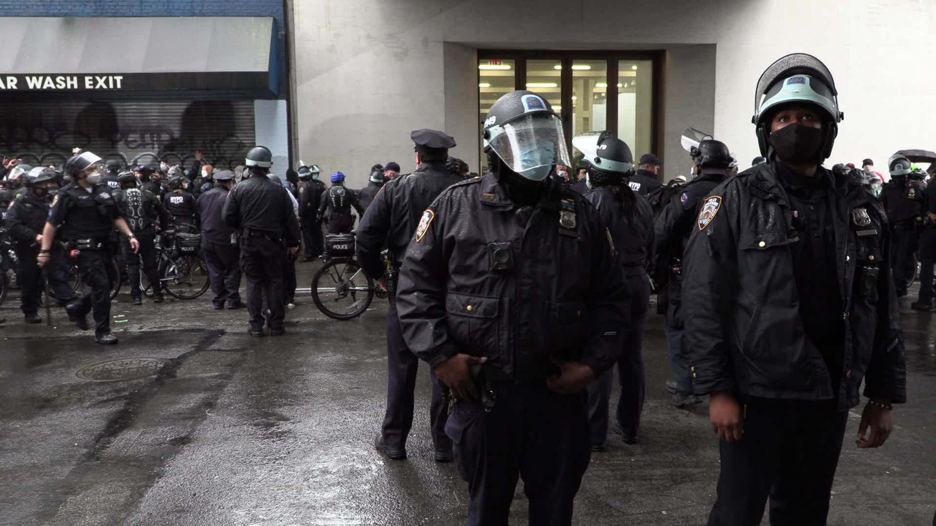 NYPD shuts down antifascist rally amidst election demonstrations