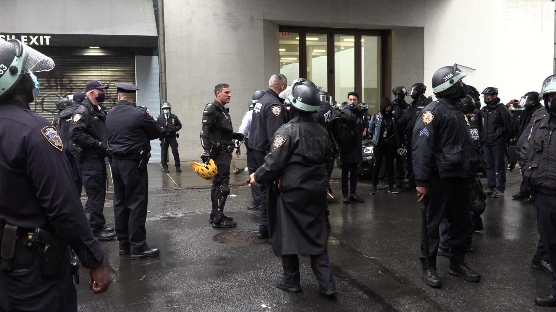 NYPD shuts down antifascist rally amidst election demonstrations