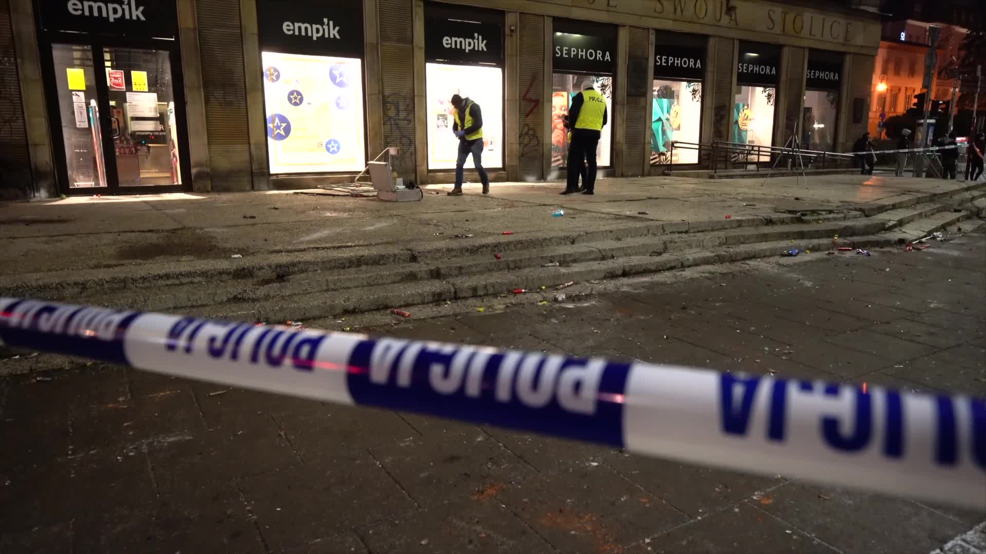 Violence erupts at Polish Independence Day march