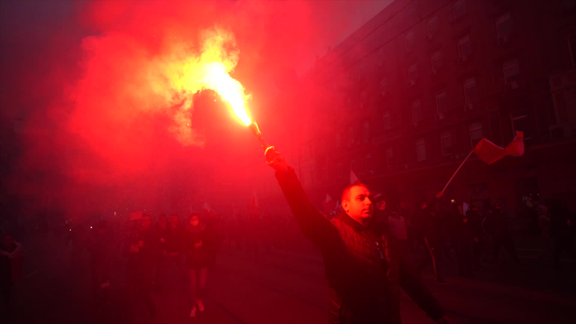 Violence erupts at Polish Independence Day march