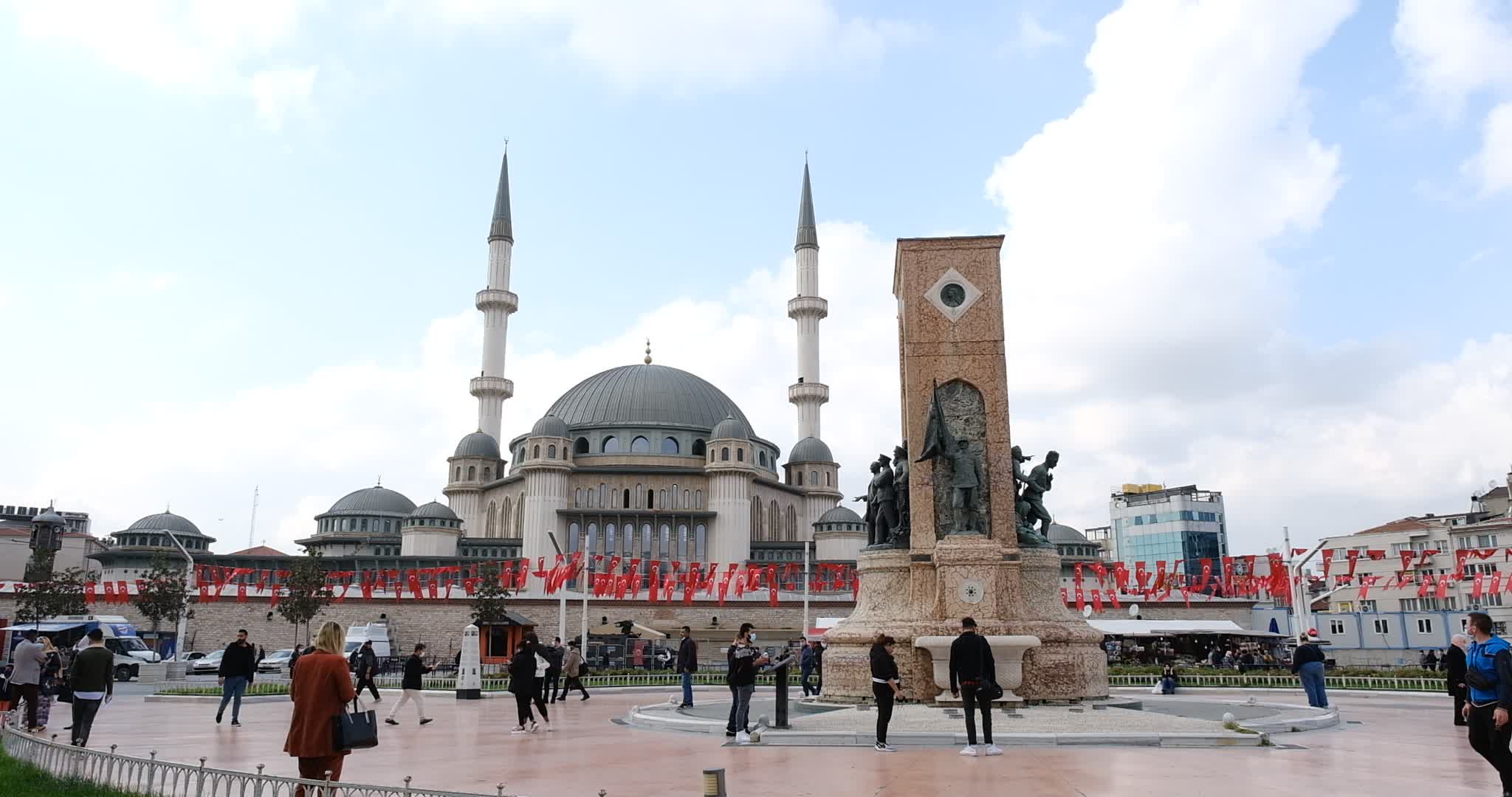 Daily Life In Istanbul, Turkey