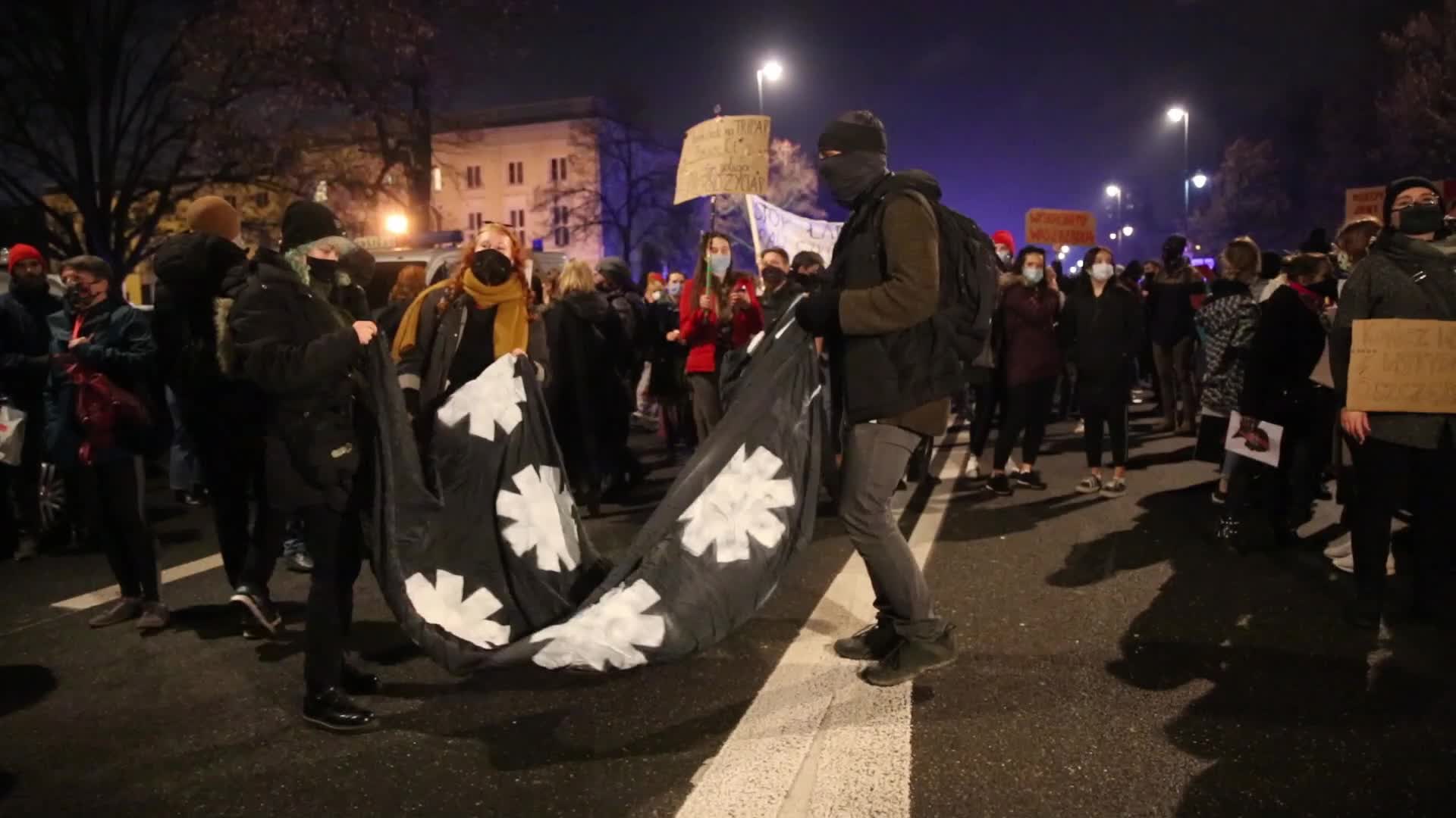 Pro-Choice anti-Goverment protests continue in Poland