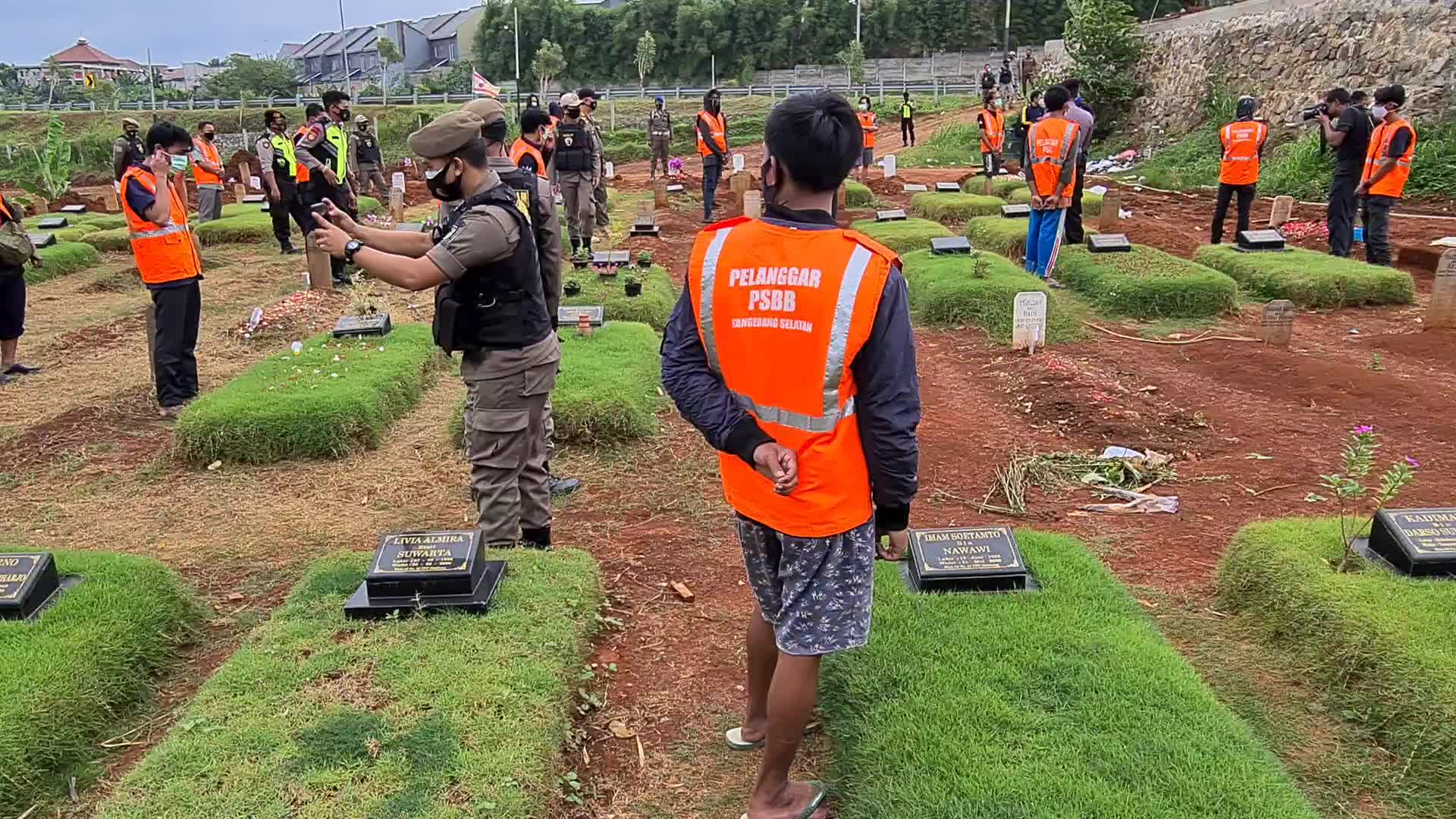Stricter punishment for health protocol violators in Indonesia