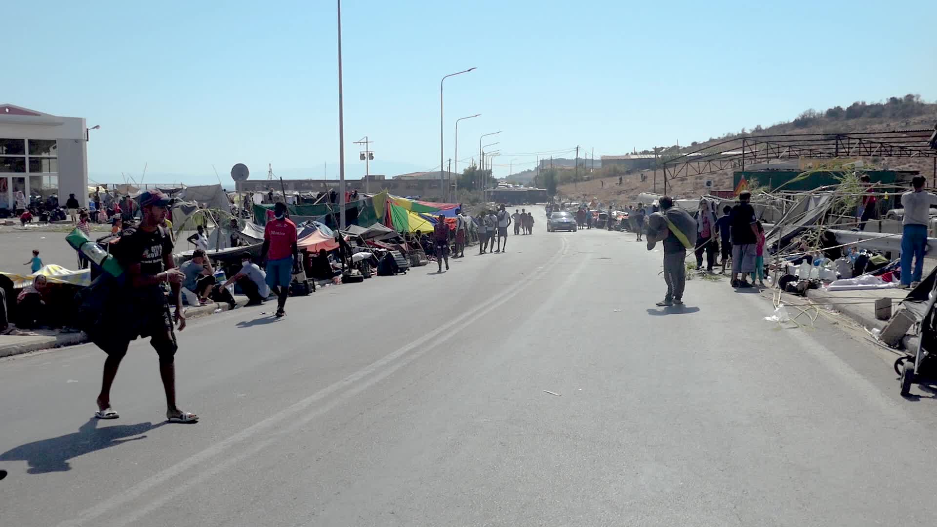 Thousands of Asylum Seekers live in tents roadside after Moria Fires