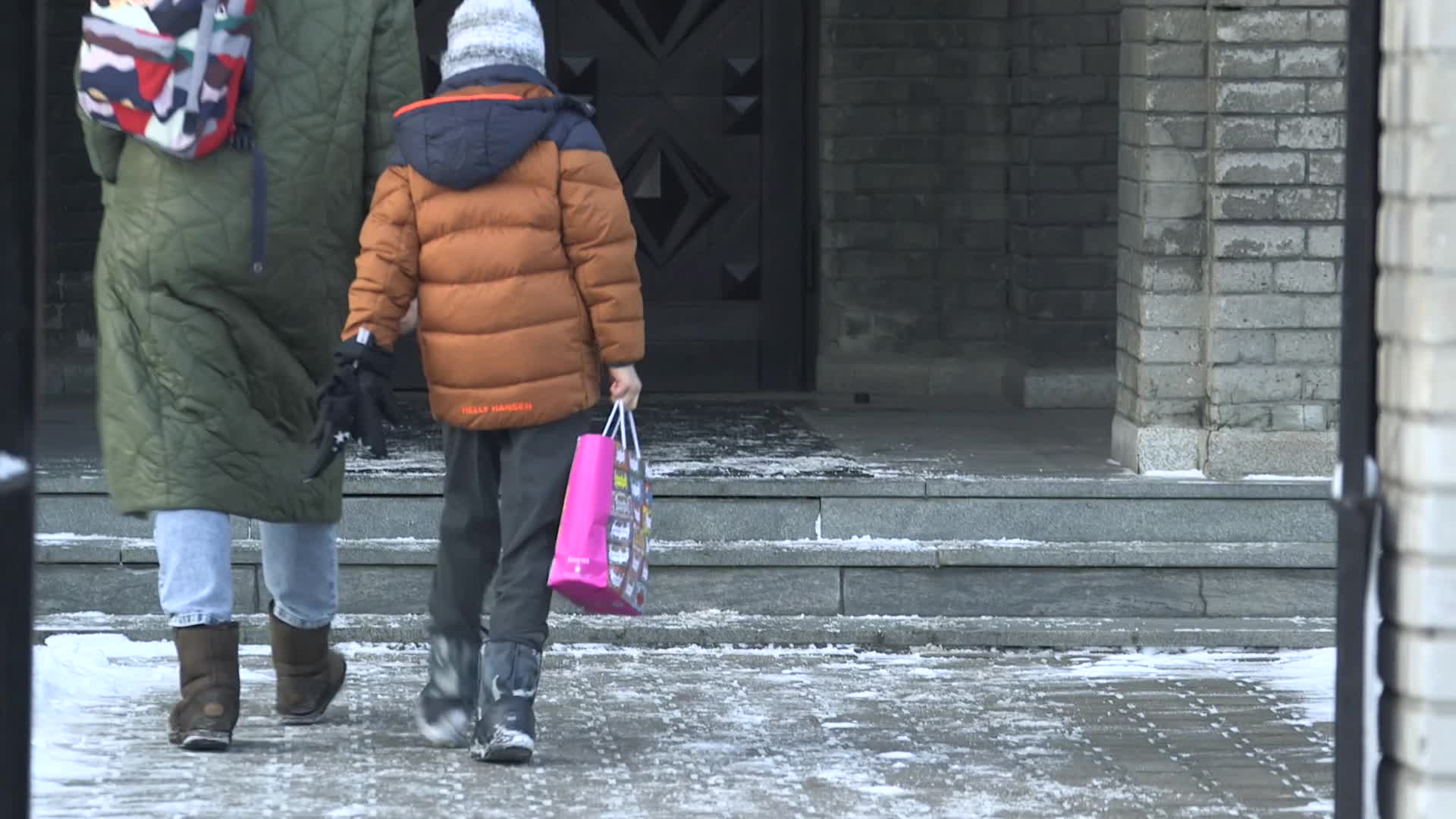 First three grades of primary school reopen in Poland amid epidemic