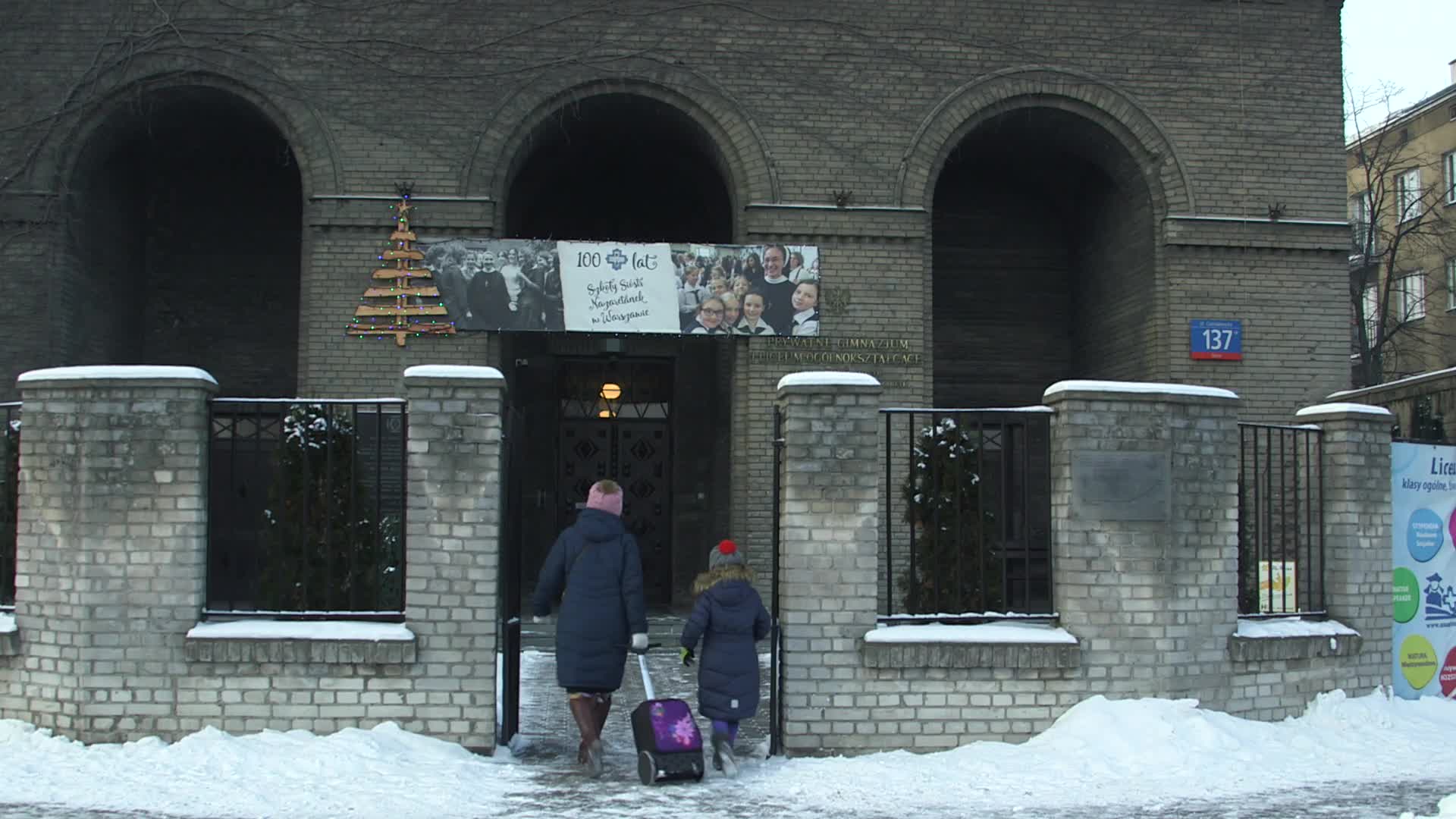 First three grades of primary school reopen in Poland amid epidemic