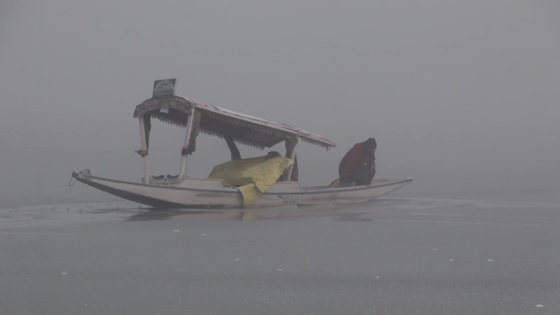 Srinagar records coldest night in nearly three decades